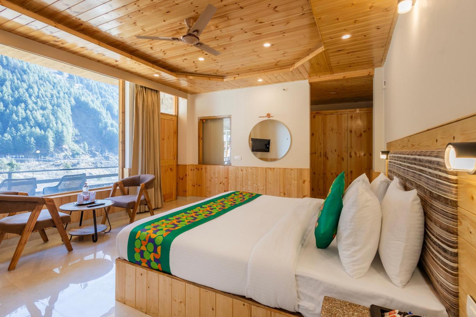 Treebo Premium Silverstone With Mountain Valley View Manali (Himachal Pradesh)