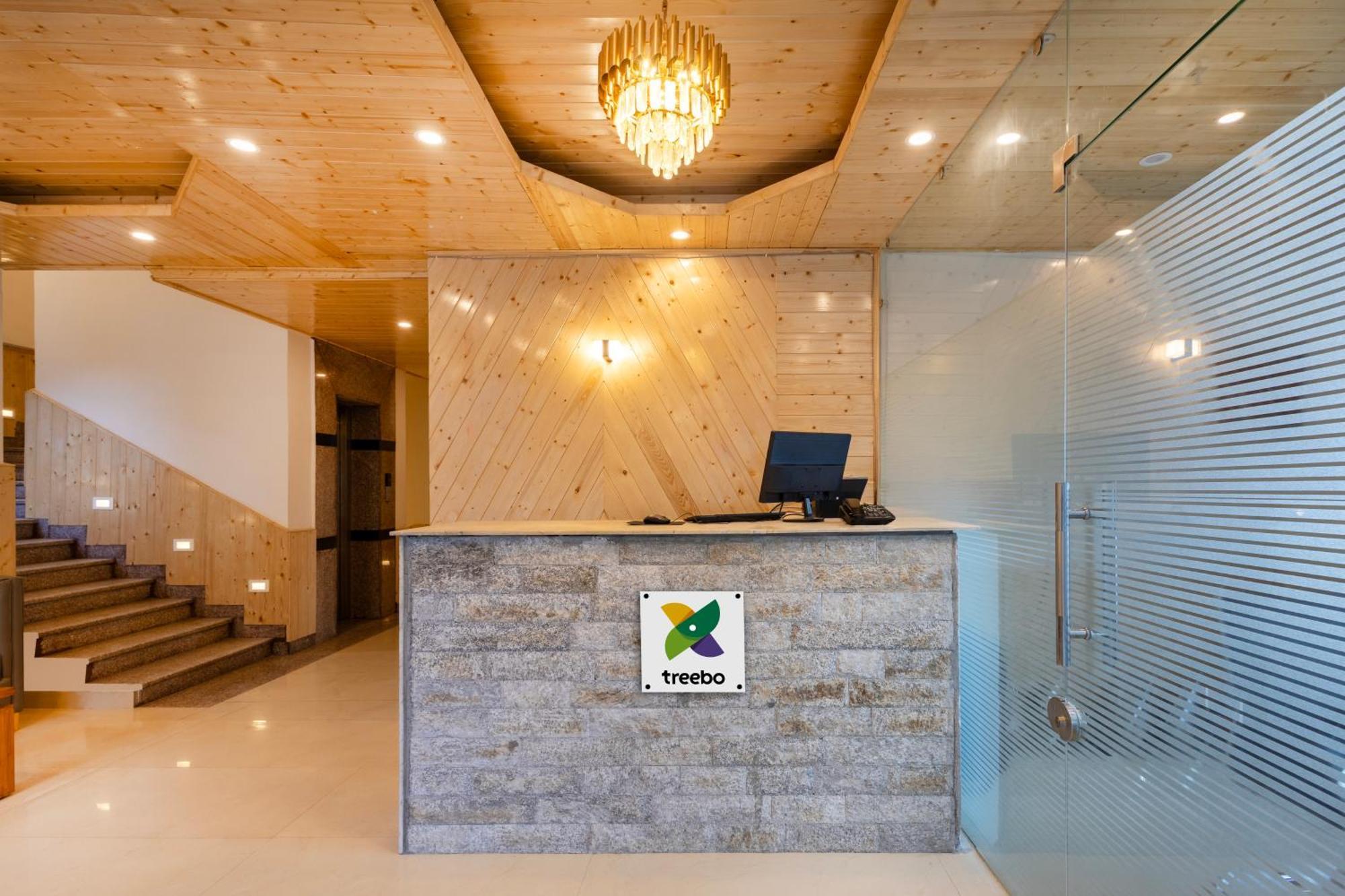 Hotel Treebo Premium Silverstone With Mountain Valley View