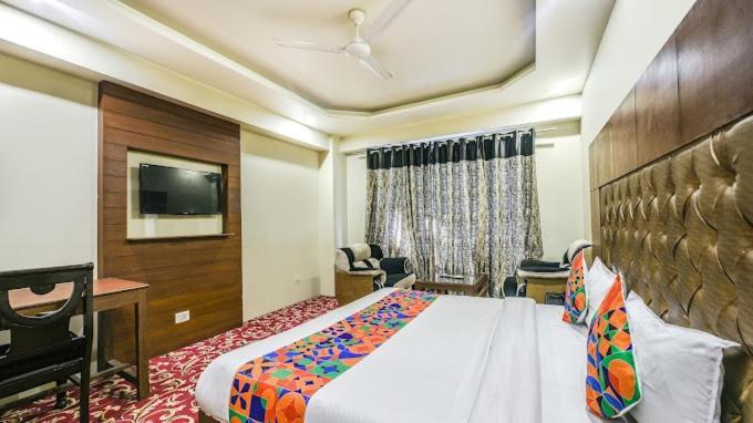 Neelam Near Volvo Bus Stand 3* Manali (Himachal Pradesh)