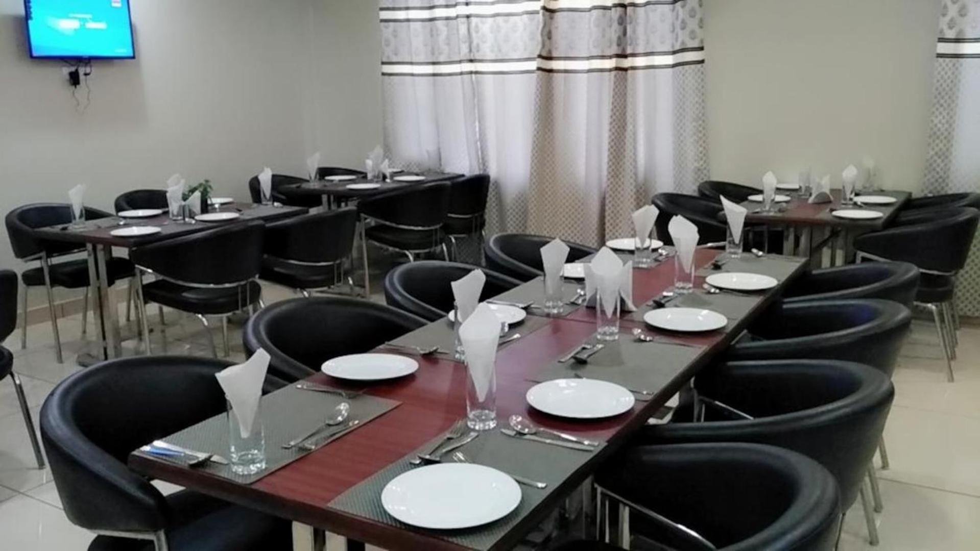 Hotel Neelam Near Volvo Bus Stand 3*