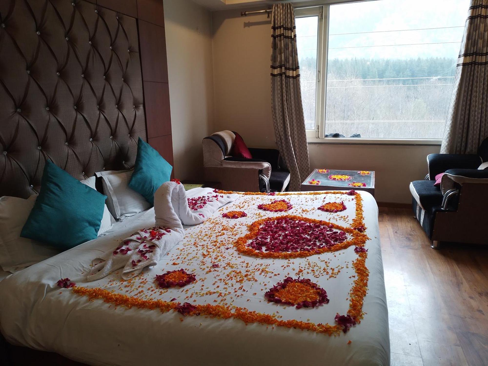 Neelam Near Volvo Bus Stand 3* Manali (Himachal Pradesh)