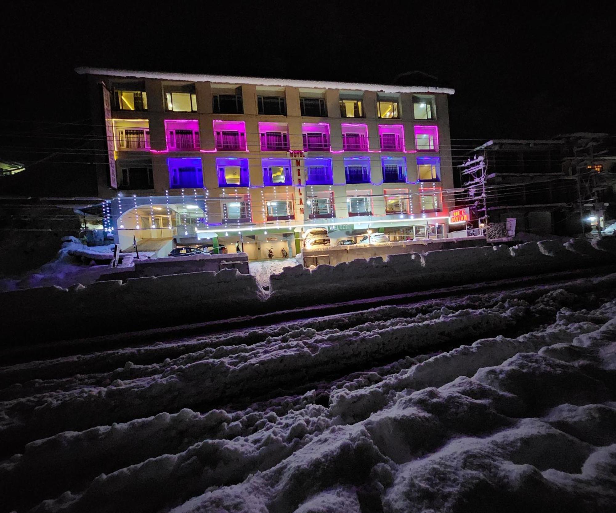 Hotel Neelam Near Volvo Bus Stand Manali (Himachal Pradesh)