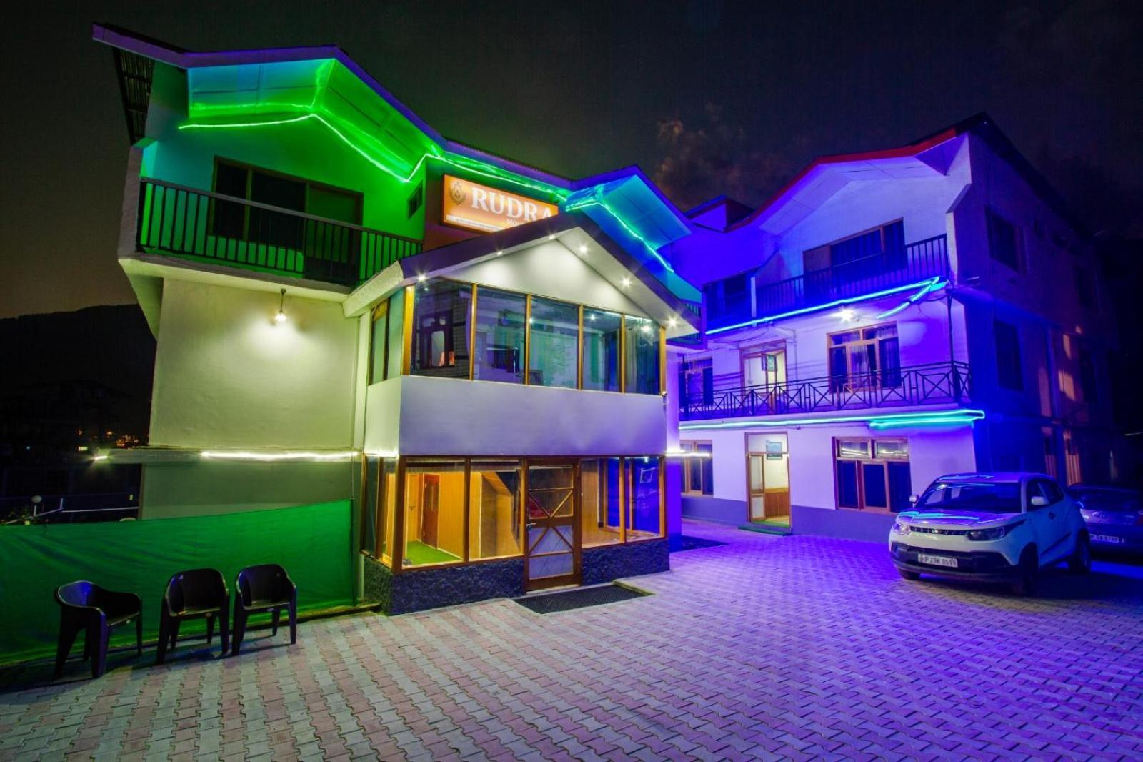 Rudra Mountain , Aleo Hotel Manali (Himachal Pradesh)