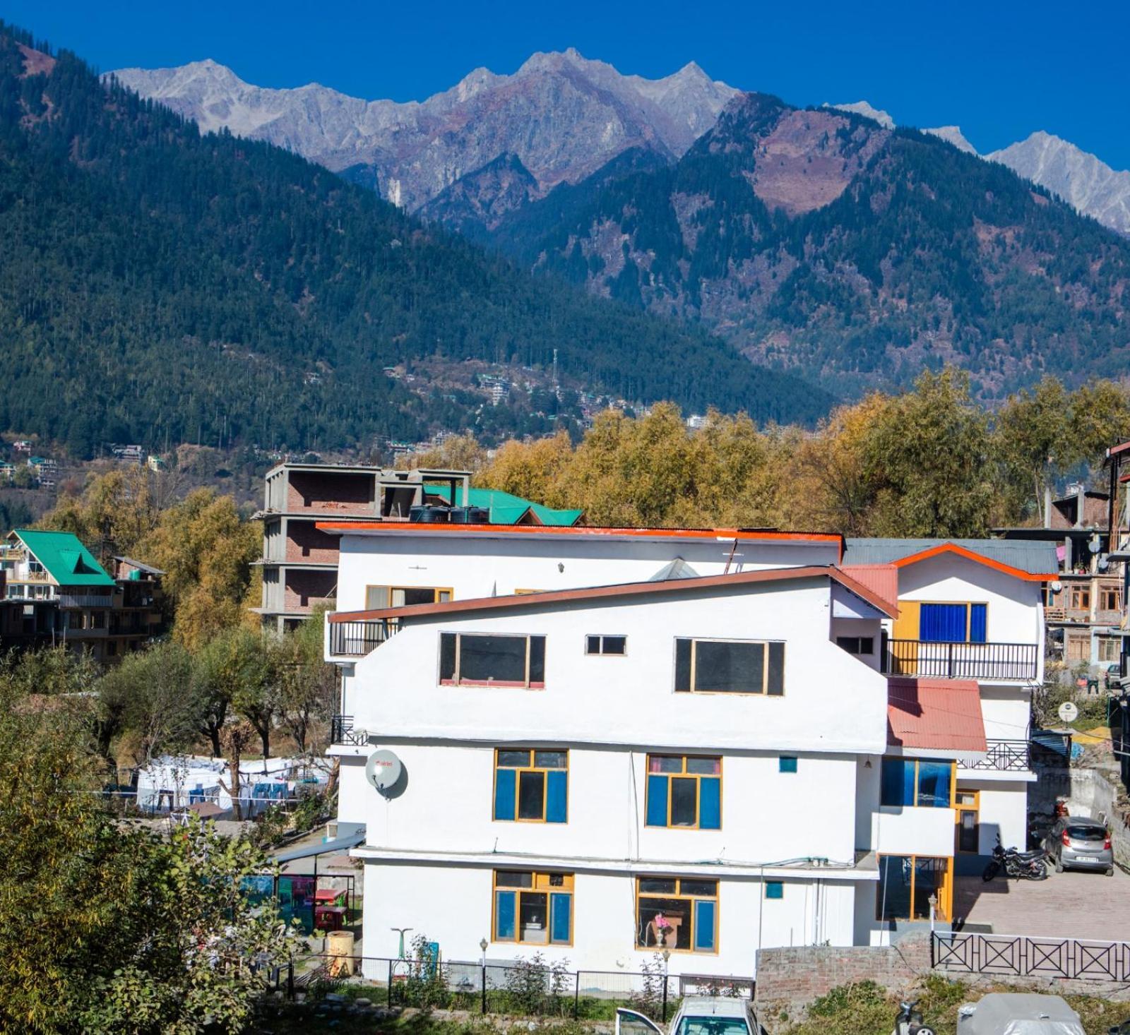 Hotel Rudra Mountain , Aleo