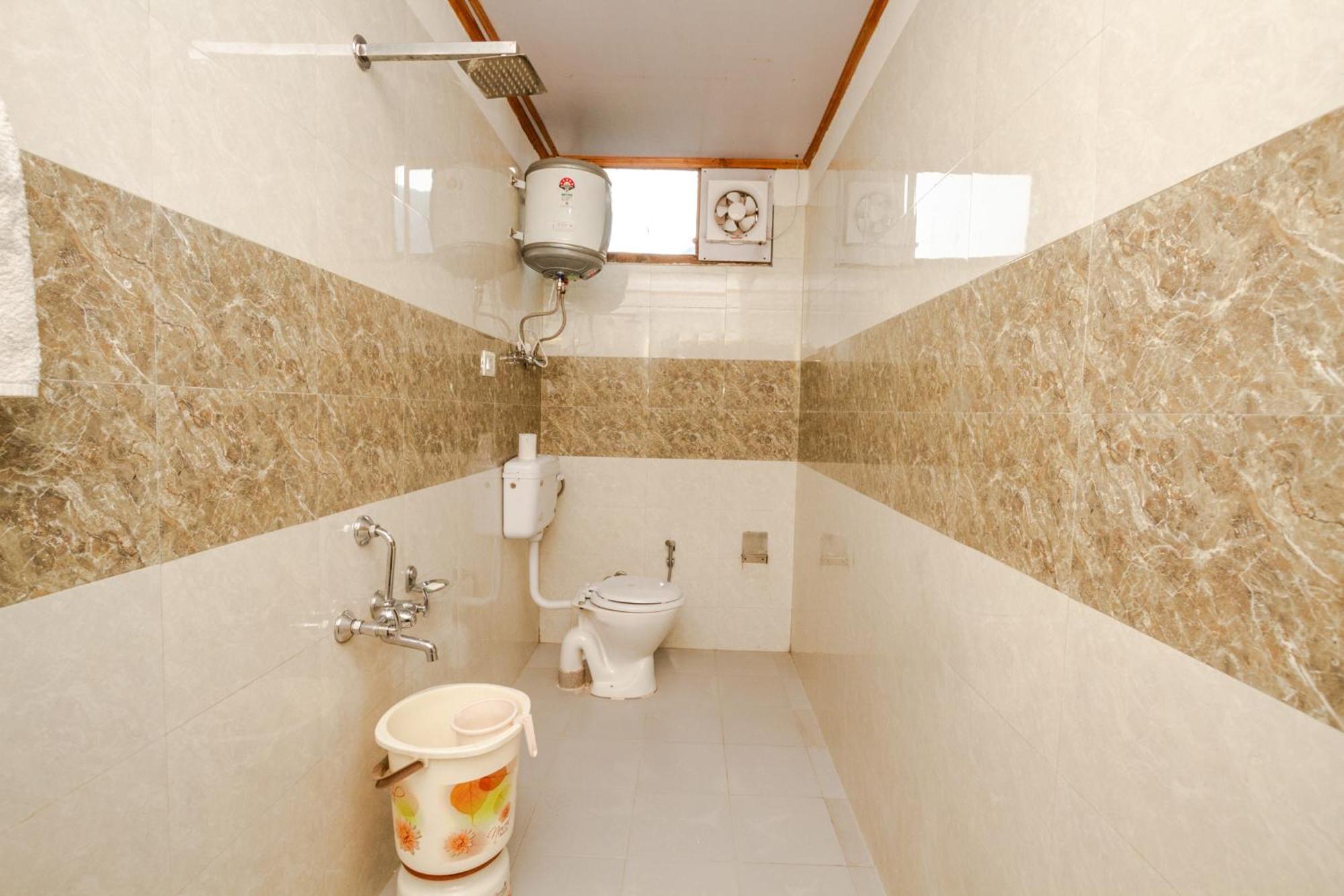 Hotel Rudra Mountain , Aleo 3*