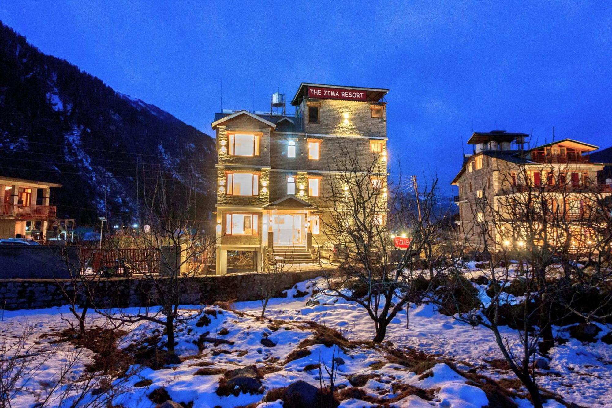 Hotel The Zima Centrally Heated Manali (Himachal Pradesh)