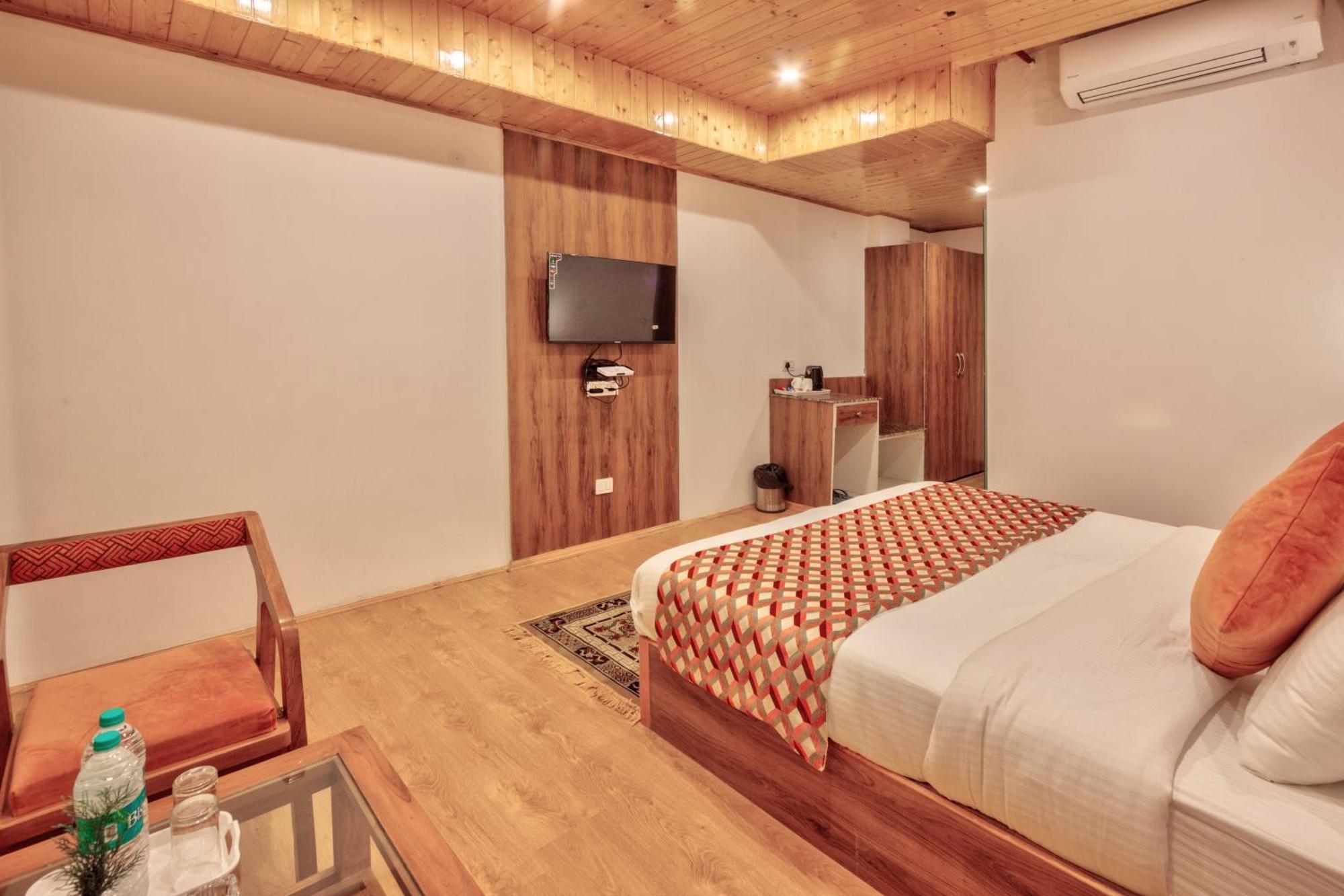 The Zima Centrally Heated 4* Manali (Himachal Pradesh)