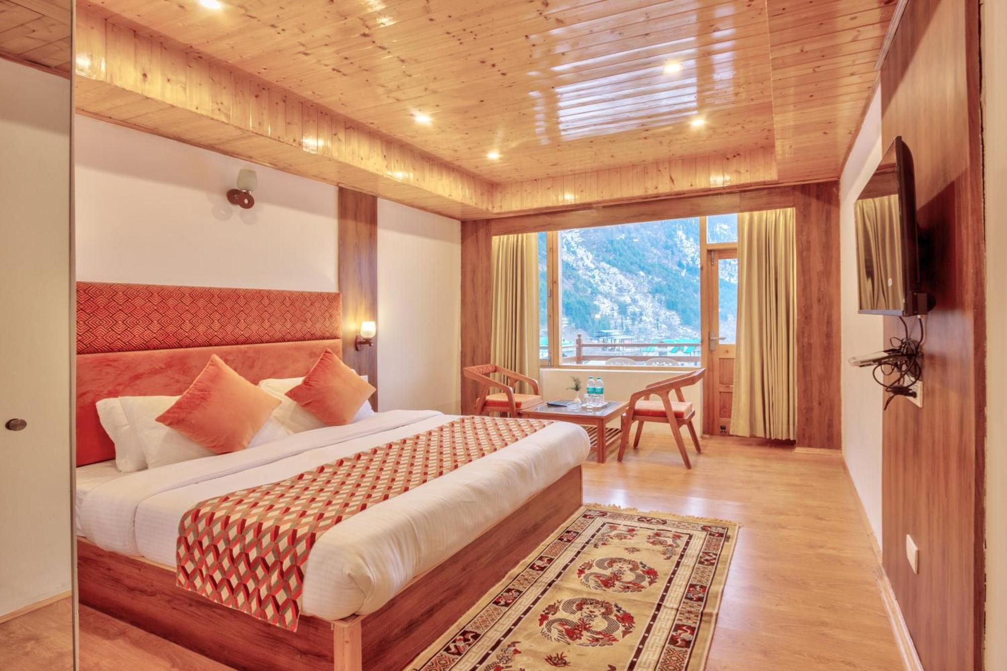 Hotel The Zima Centrally Heated Manali (Himachal Pradesh)