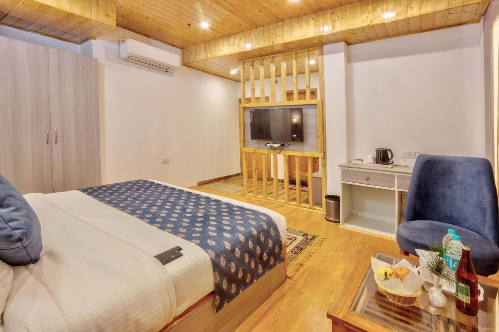 The Zima Centrally Heated Hotel Manali (Himachal Pradesh)