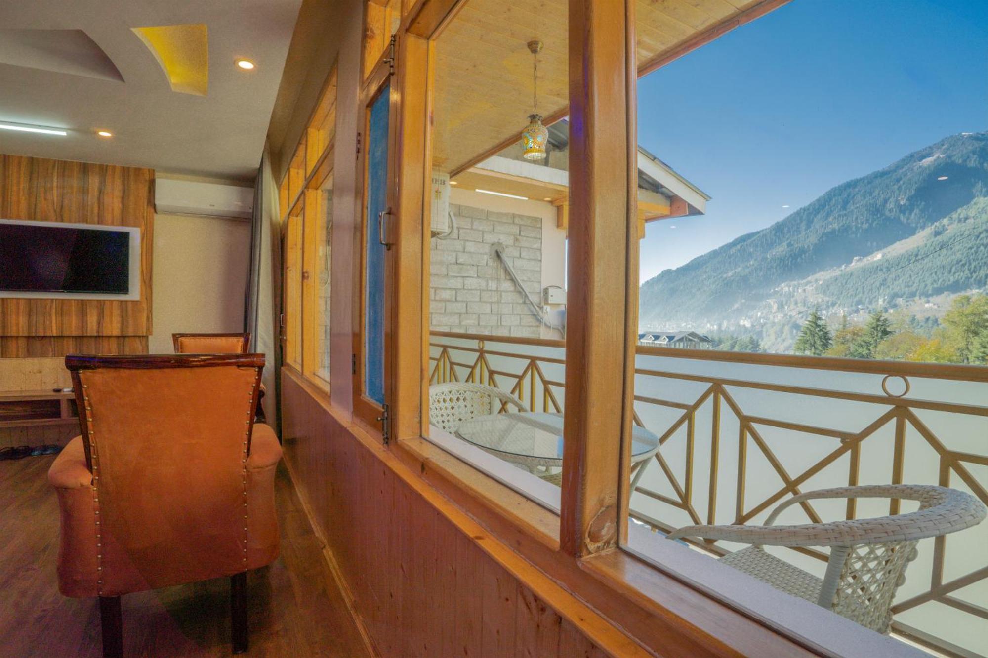 Hill River - Heated & Air Cooled - Near Mall Road , Of 2024- 2025 Hotel