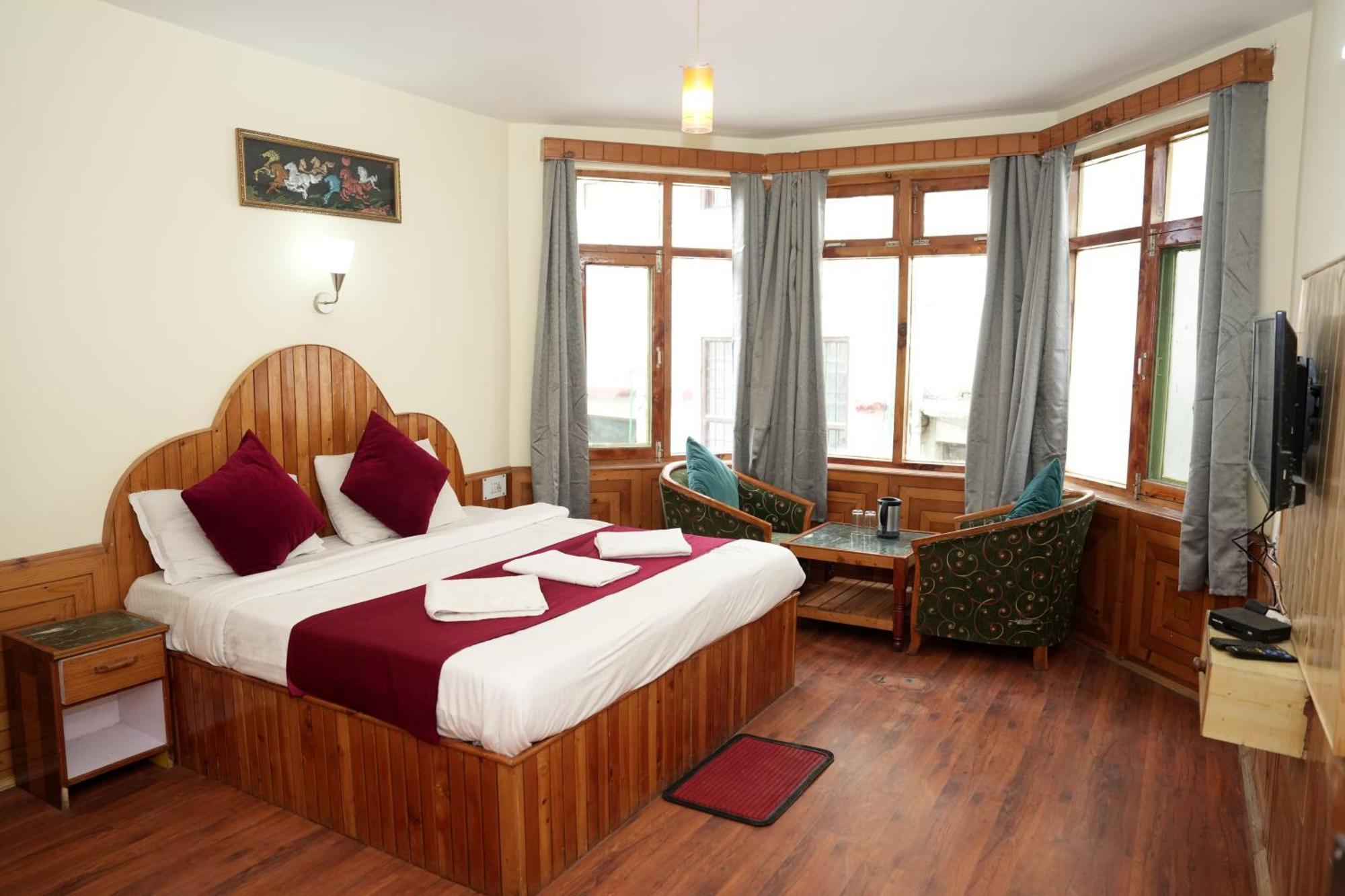 The Royal Kingdom 2* Manali (Himachal Pradesh)