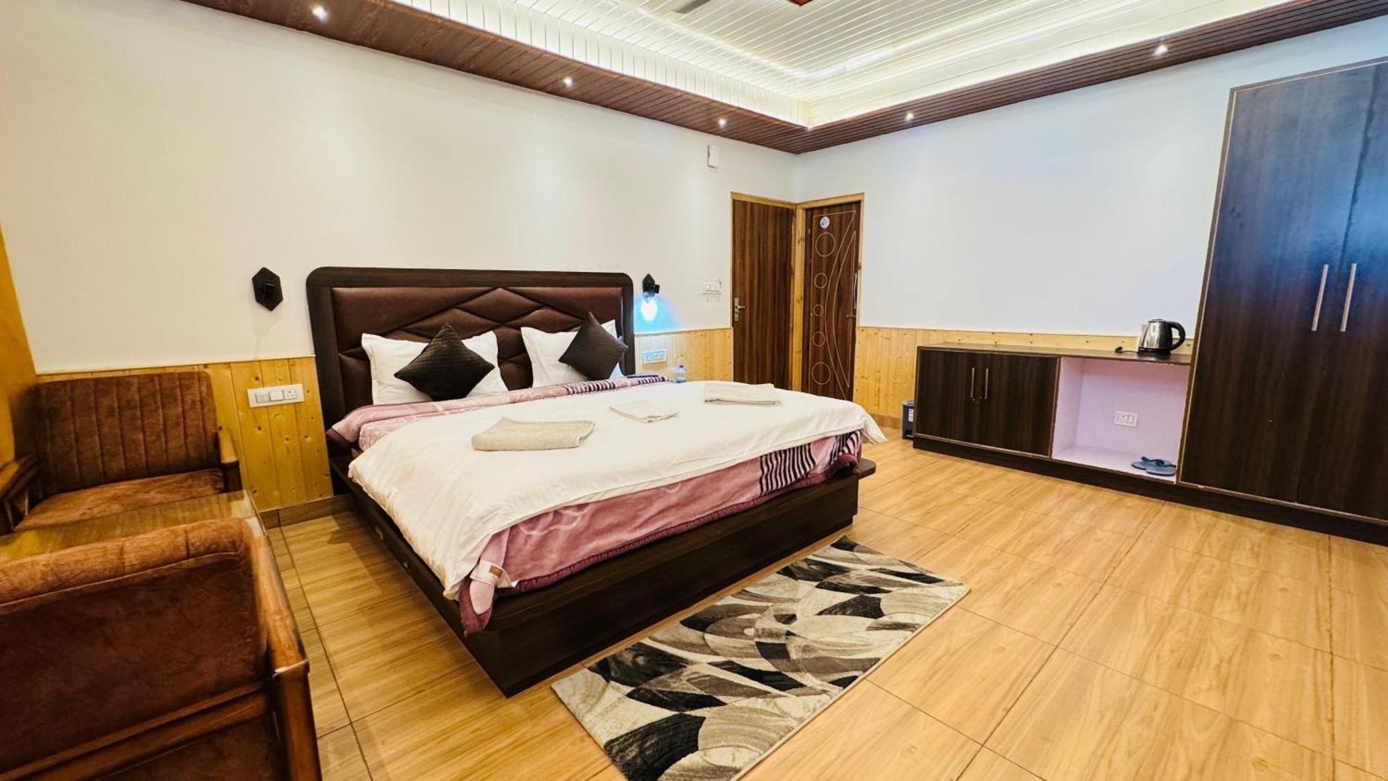 The Midnight Garden Hotel Manali (Himachal Pradesh)