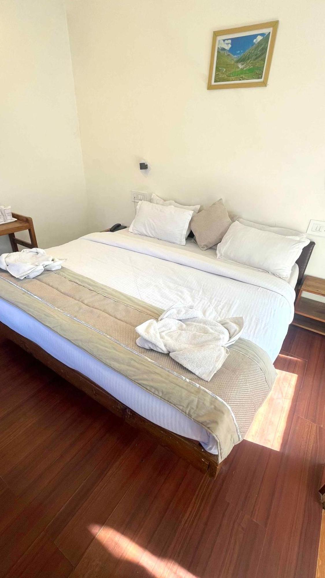 Tourist 10 Minutes Walking Distance From The Mall *