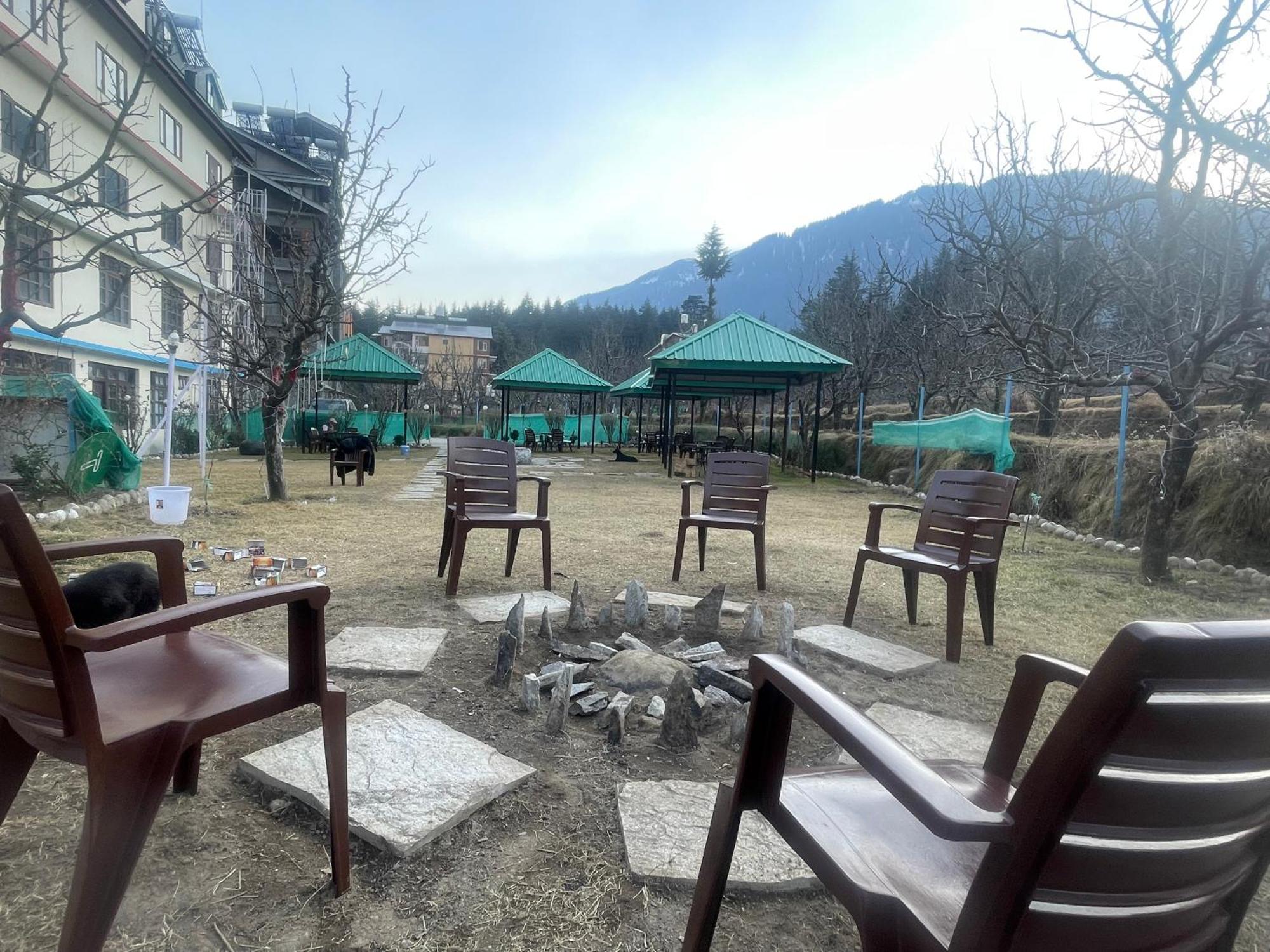Celebriti By London Vista - Old Hotel 4*