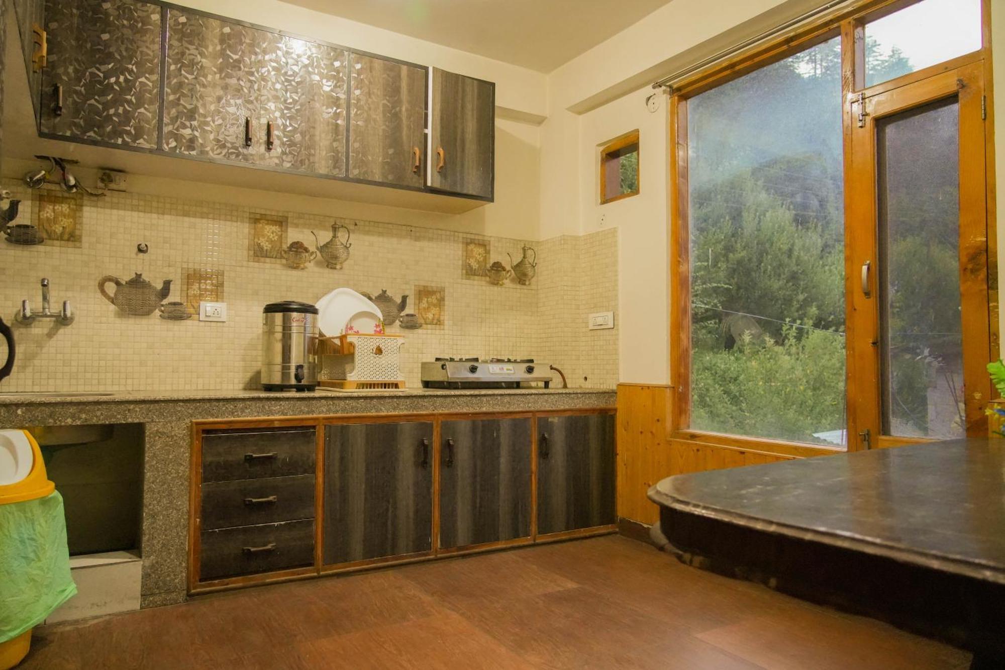 Apartment 4bhkitchen I Mountainview I Pet Friendly I Garden