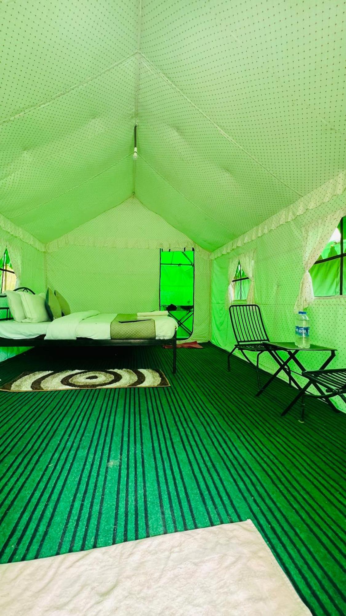 Himalayan Riverside Swiss #riverside #big Garden #parking #bonffire #music #budget Friendly #adventure Hotel 4*