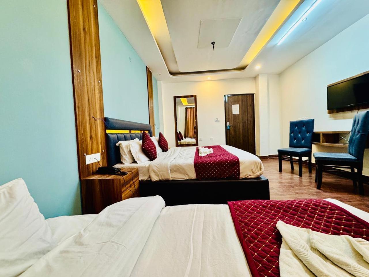 Residency's Royal Galaxy Palace Homestay