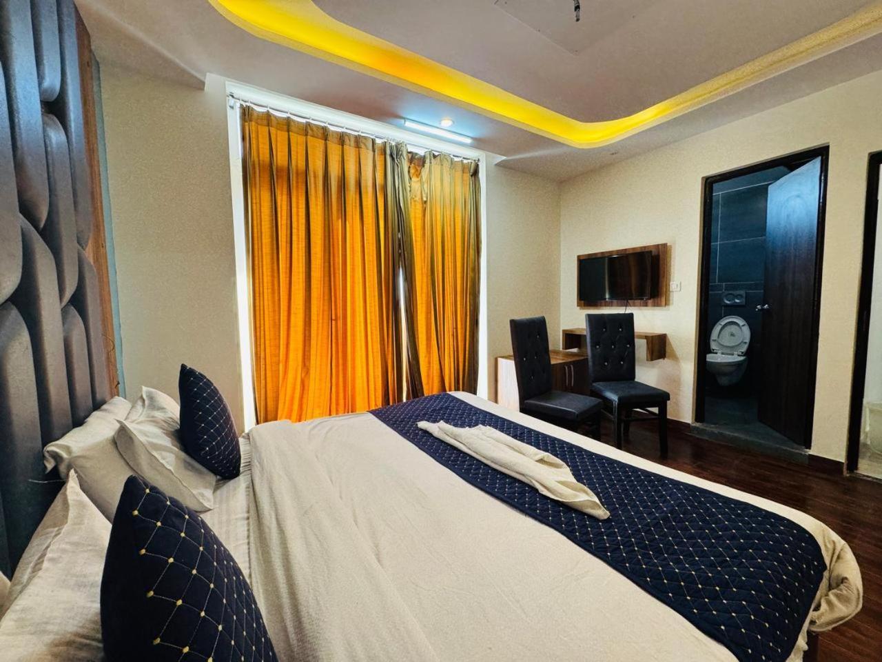 Homestay Residency's Royal Galaxy Palace Manali (Himachal Pradesh)