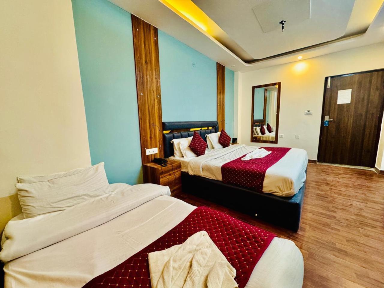 Residency's Royal Galaxy Palace Homestay Manali (Himachal Pradesh)