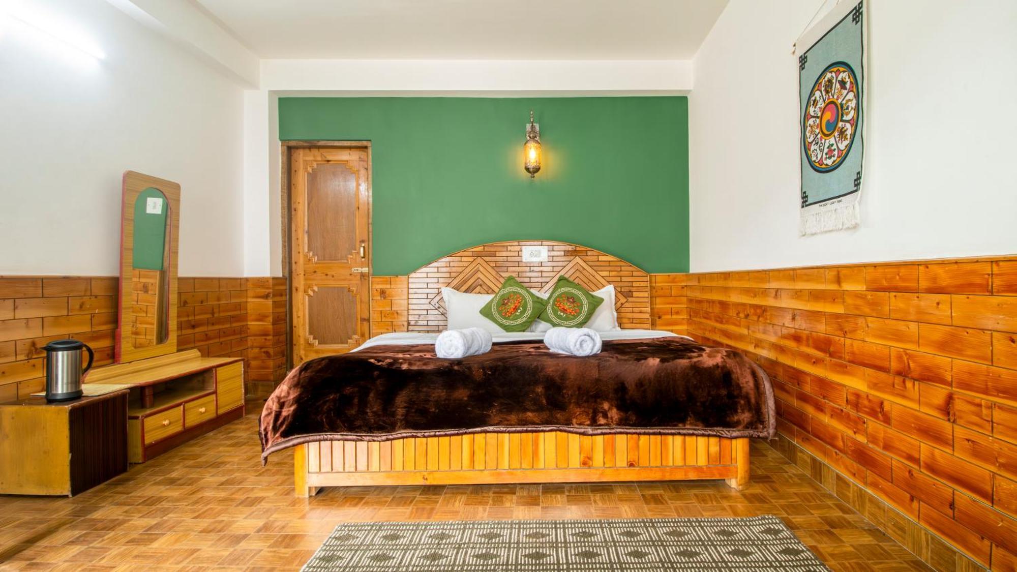Dormigo Hostel *