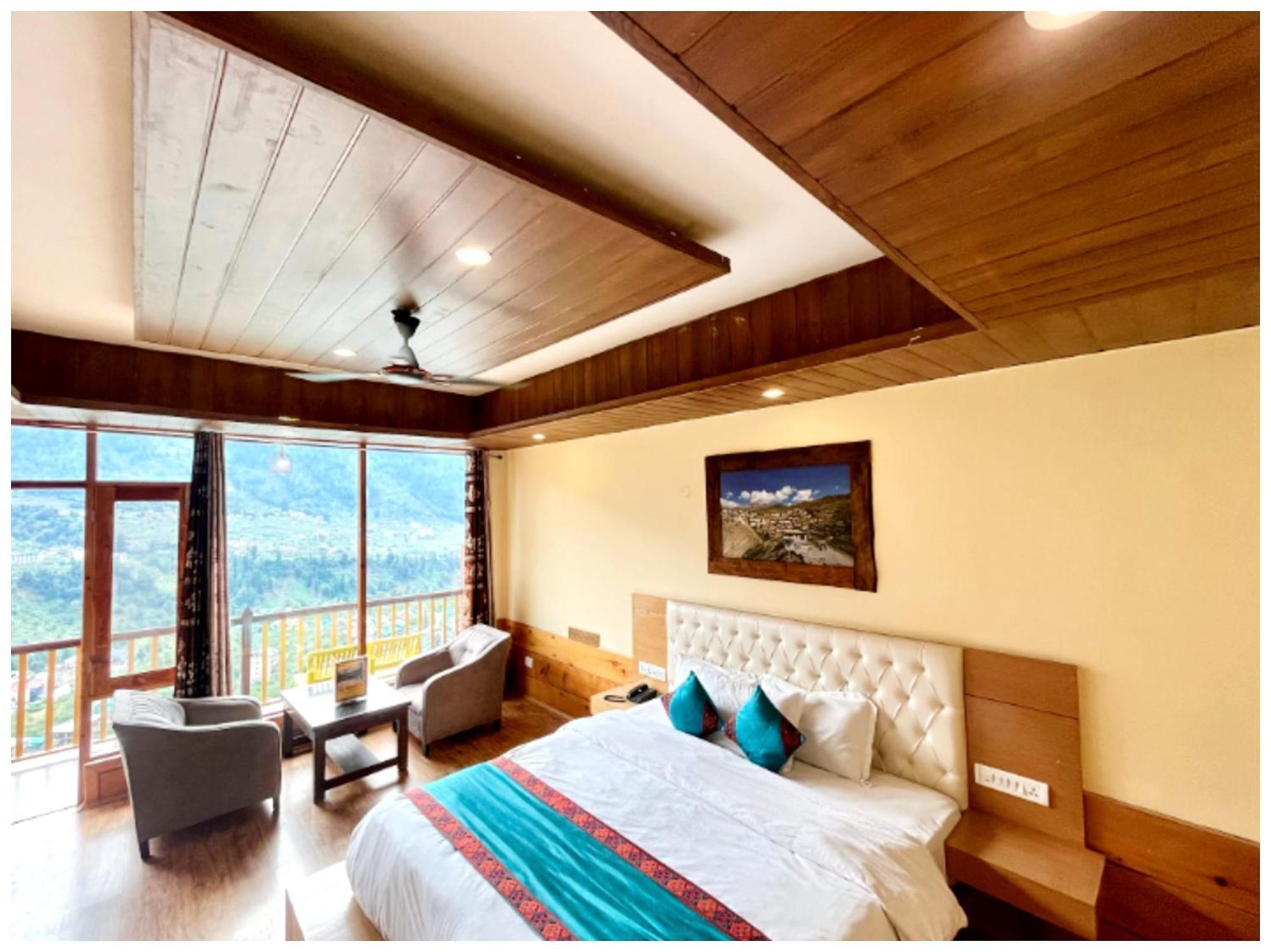 T H E - B D - R E S O R T - Free Parking - Jungle Safari And Restaurant Facilities -luxury & Spacious - Premium In Hotel