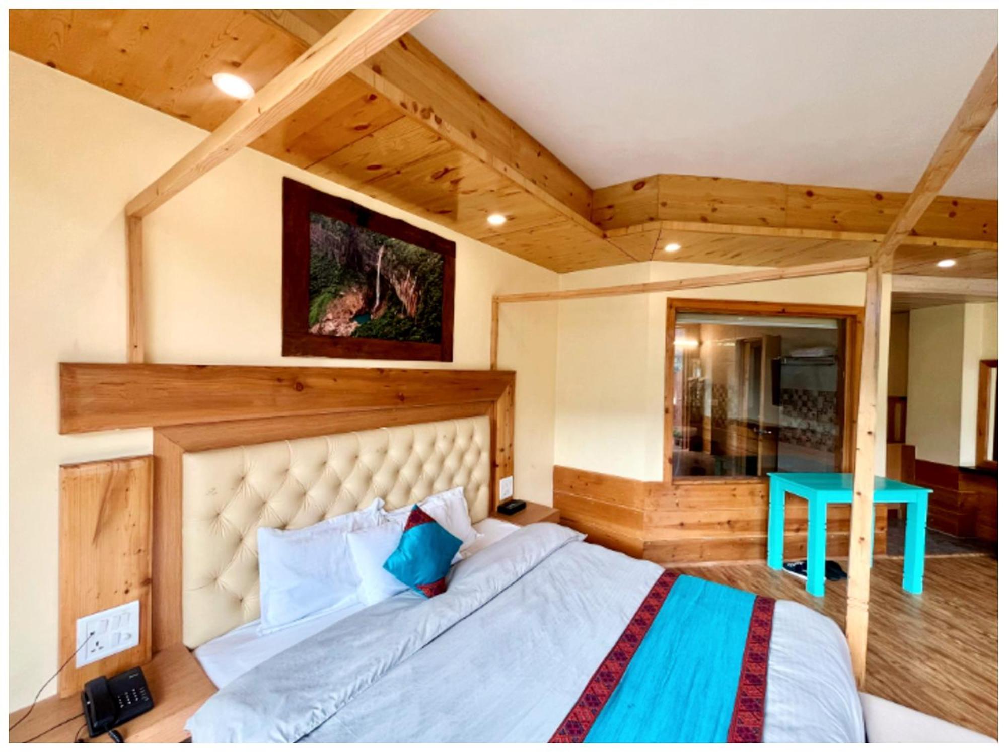 T H E - B D - R E S O R T - Free Parking - Jungle Safari And Restaurant Facilities -luxury & Spacious - Premium In Hotel Manali (Himachal Pradesh)