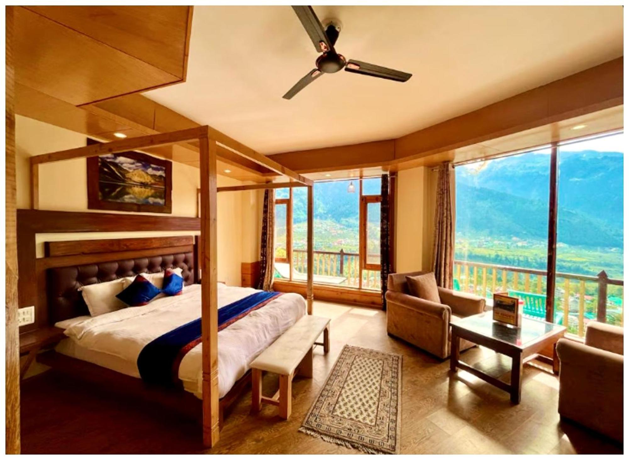 T H E - B D - R E S O R T - Free Parking - Jungle Safari And Restaurant Facilities -luxury & Spacious - Premium In Hotel