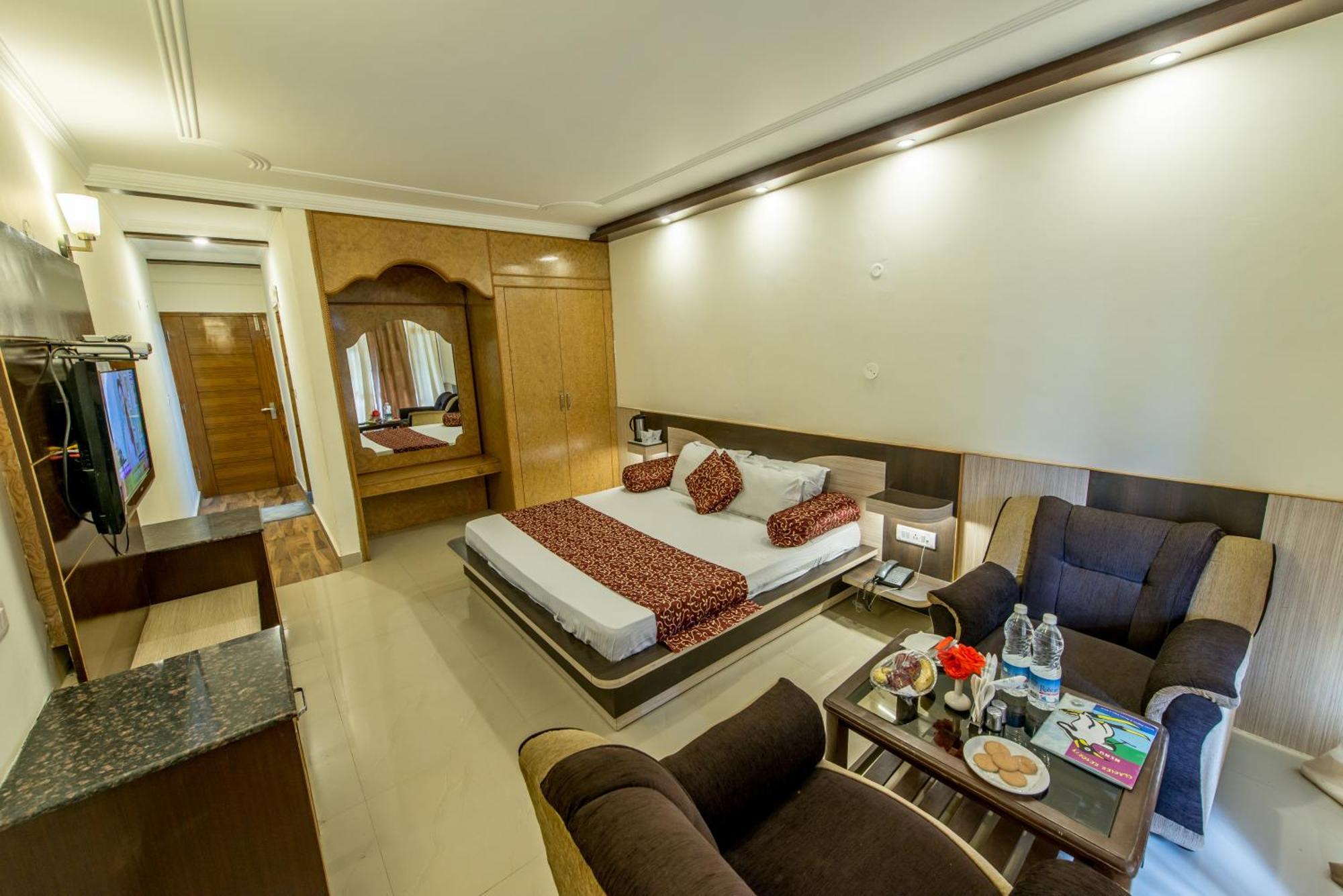 Glacier Hotel 3*