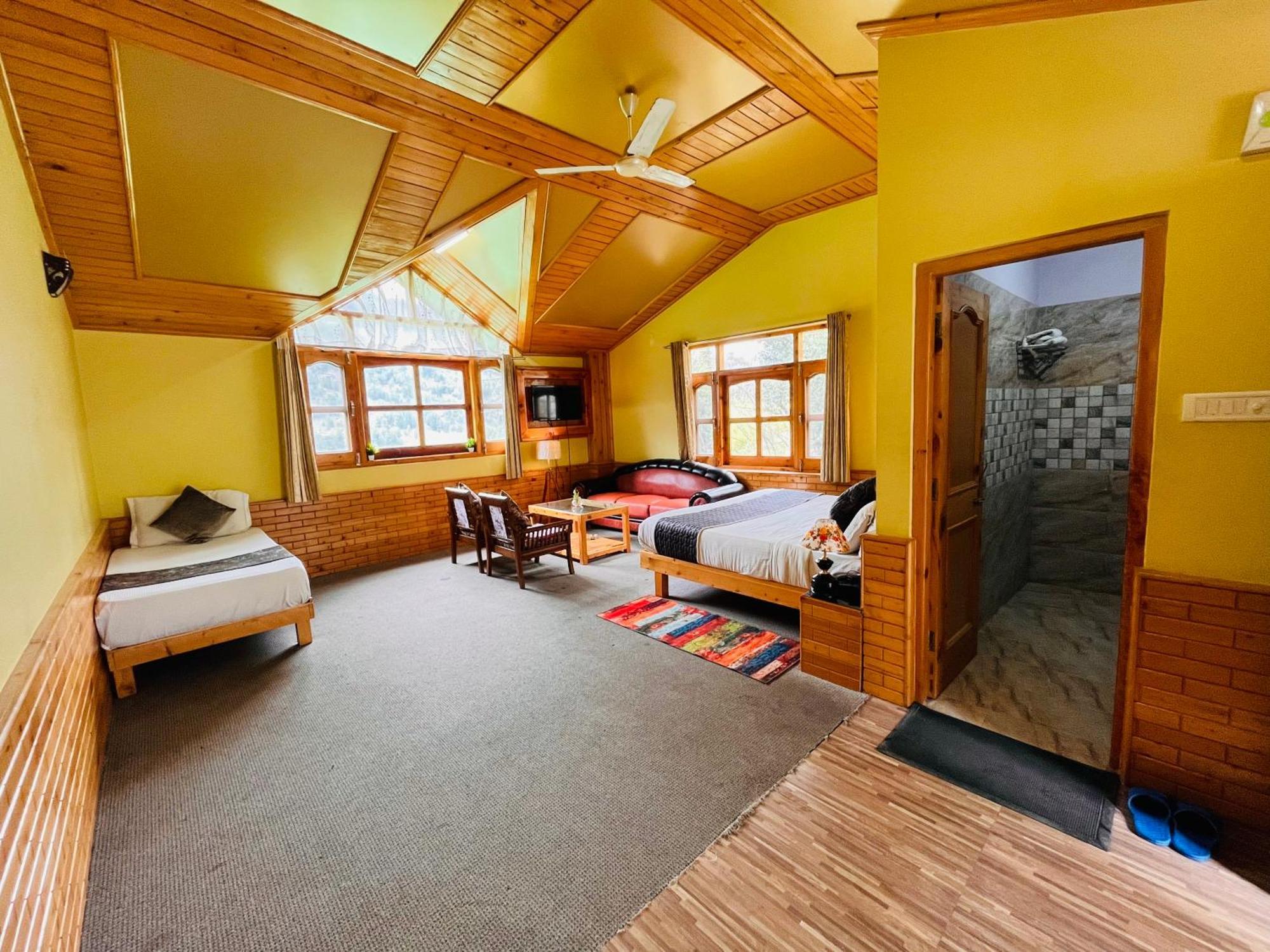 Snow Clad Riverview & Resort, Hotel 4*