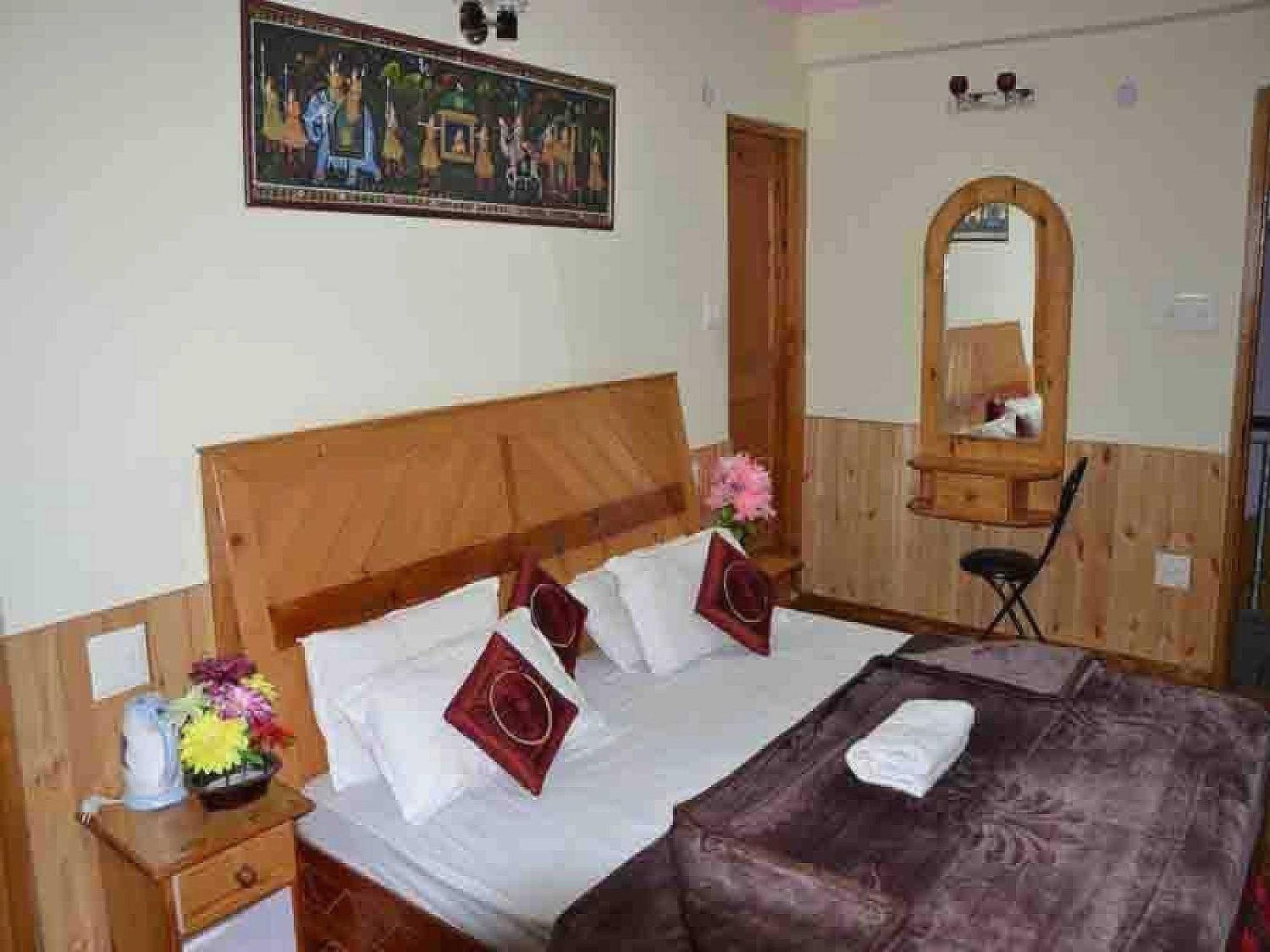 Hotel O Antriksh
