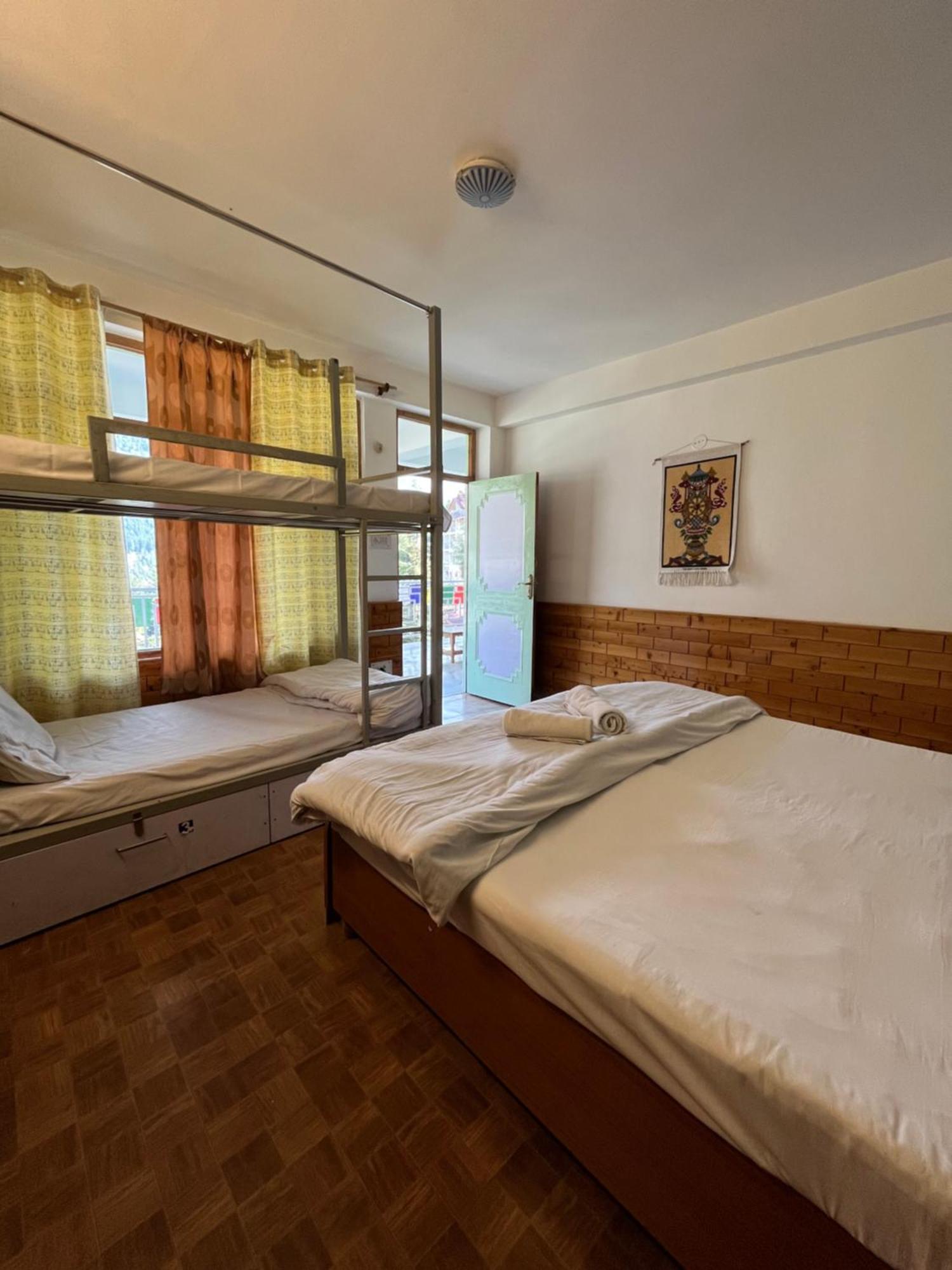Hostel Dormigo