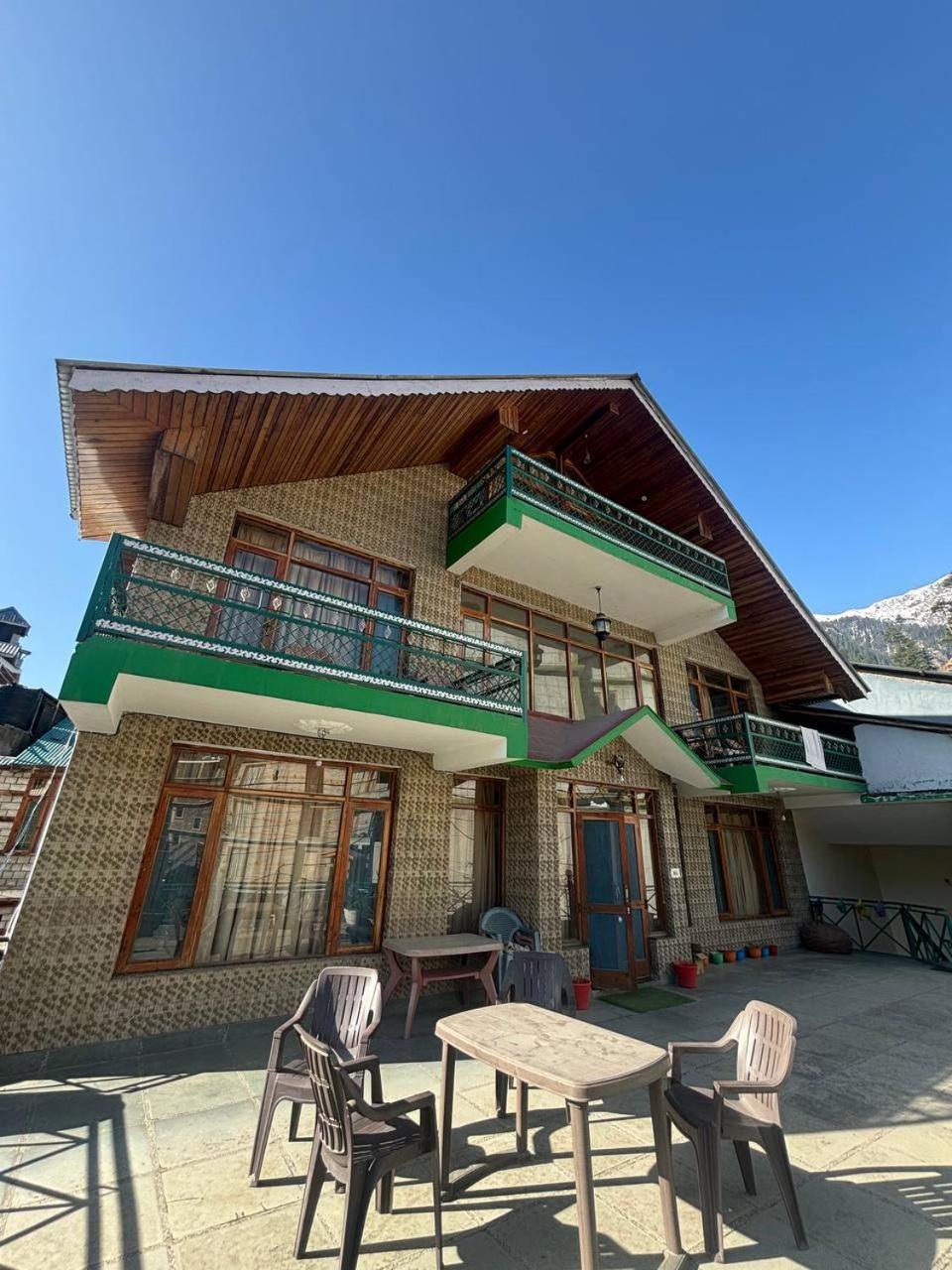 Ashoka Classic By Tripti Hotel Manali (Himachal Pradesh)