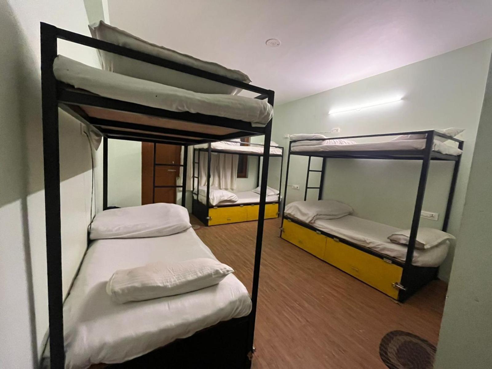Hostel Farm & Camps Manali (Himachal Pradesh)