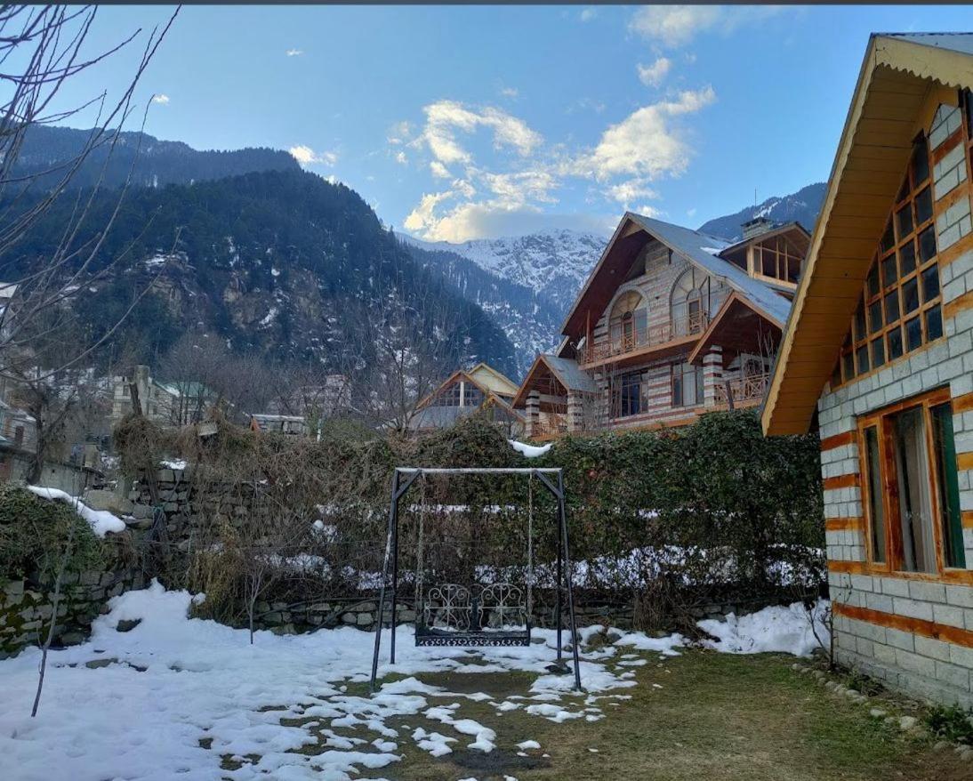 Sartaj Aj * Manali (Himachal Pradesh)