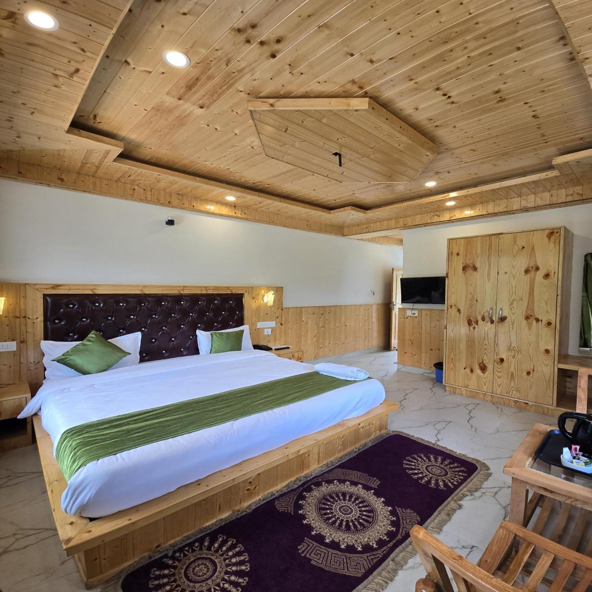 Mb Igloo 3*