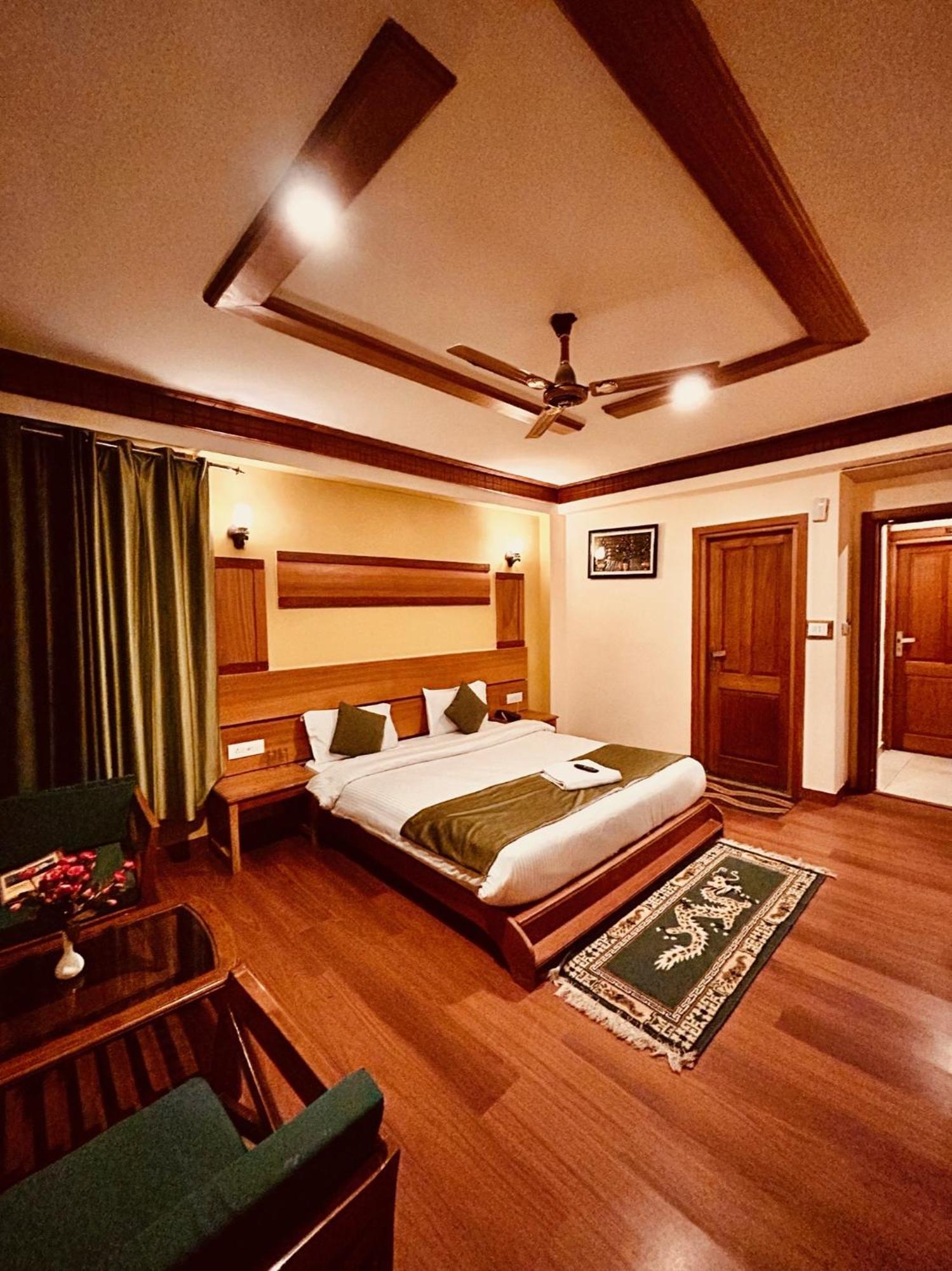 Tanglewood Hotel