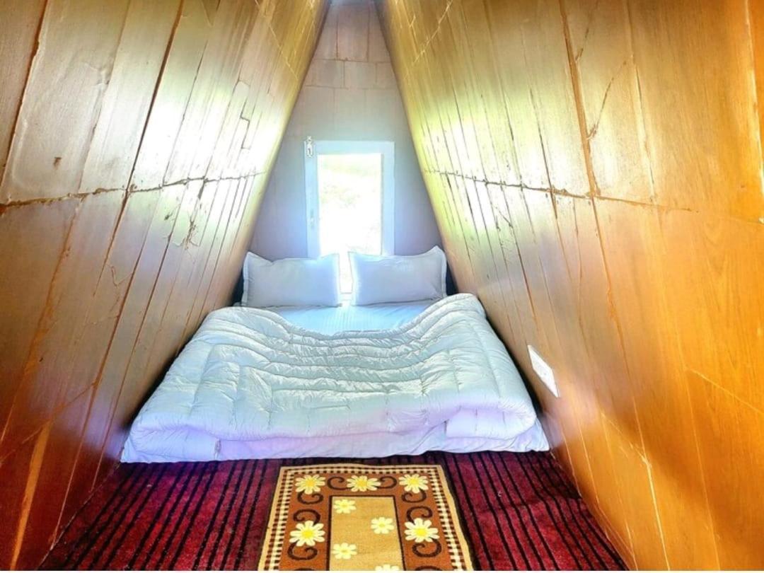 Chalet Kaira Huts