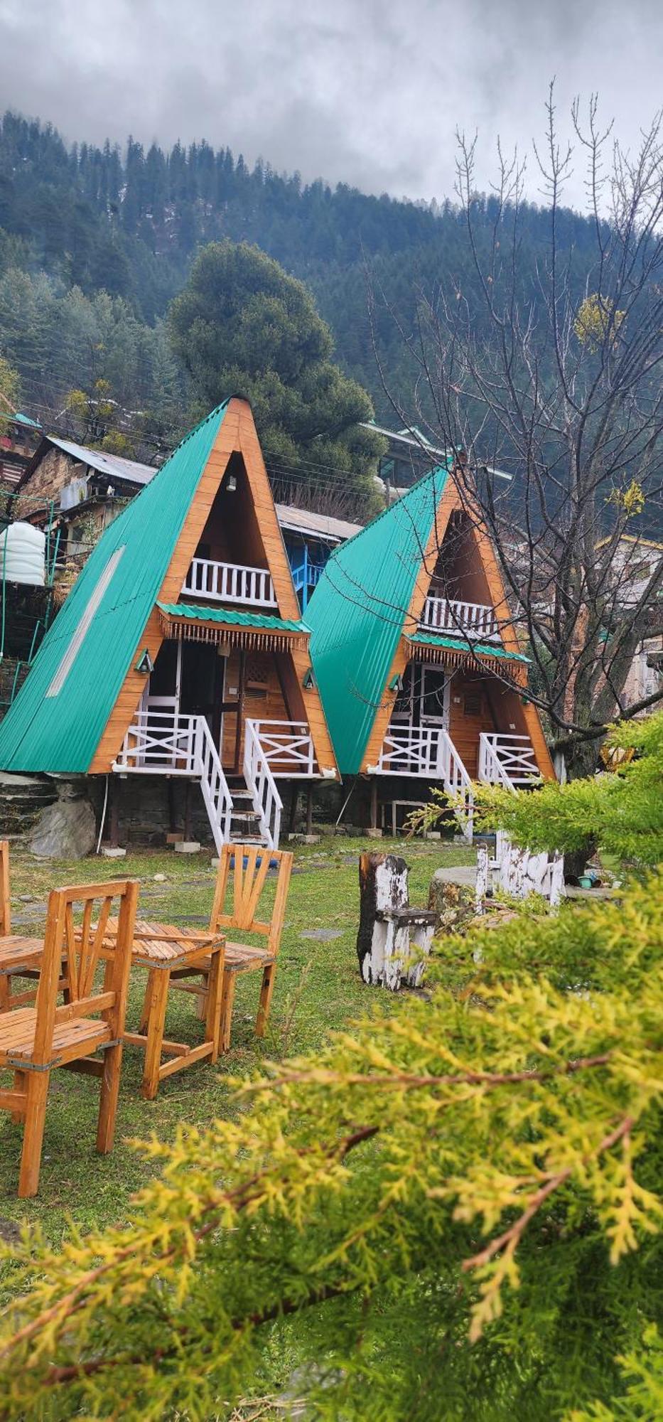 Kaira Huts Chalet Manali (Himachal Pradesh)