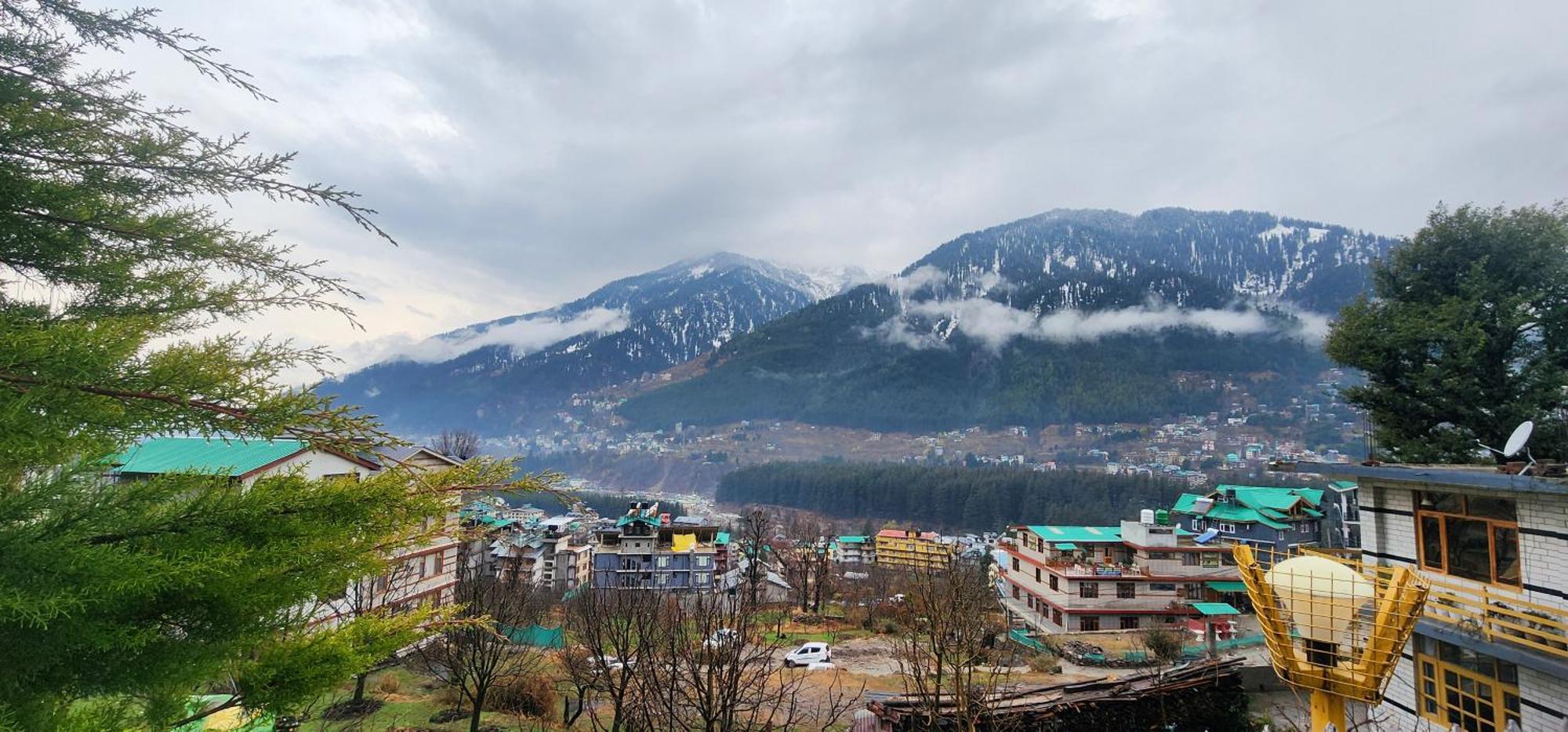 Kaira Huts Chalet