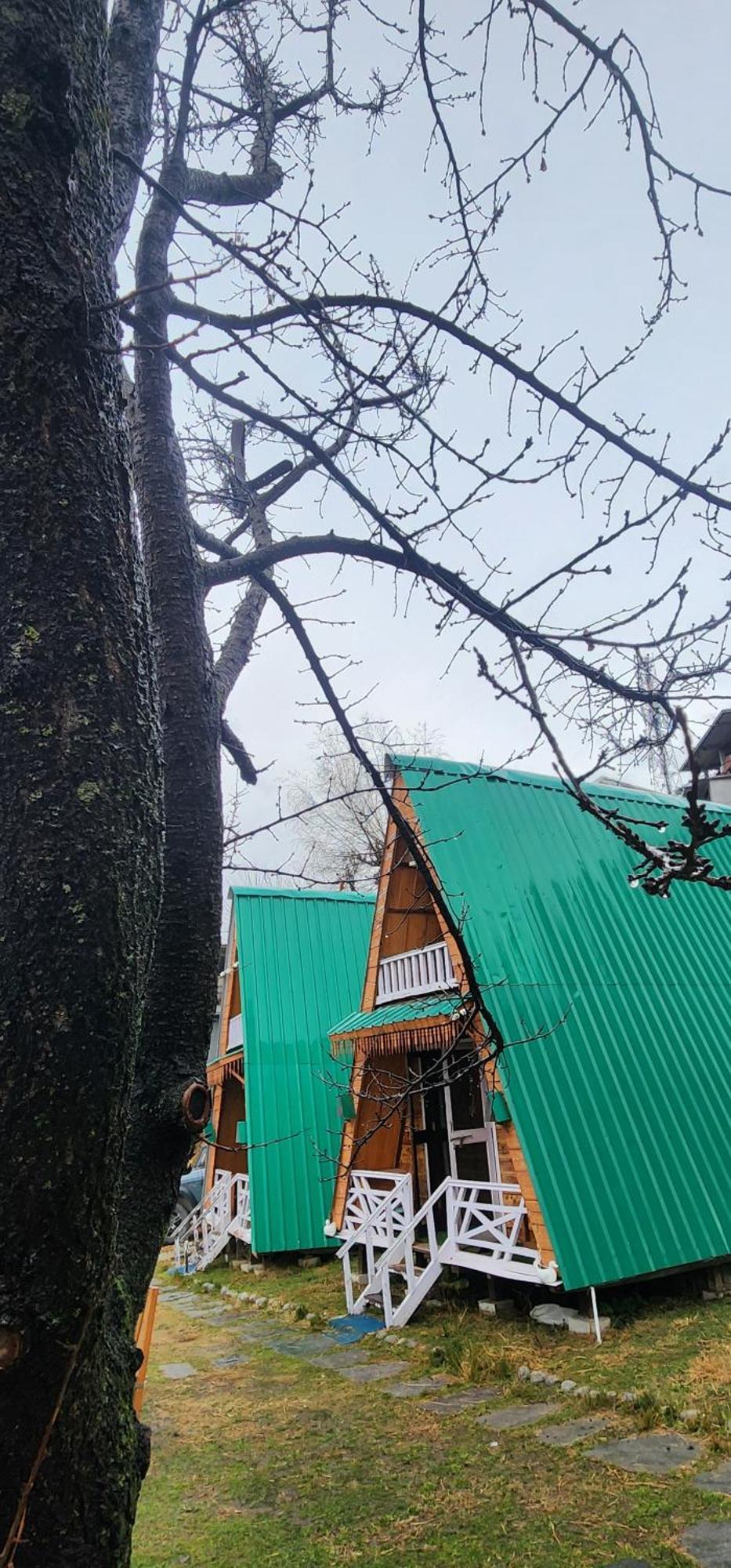 Kaira Huts