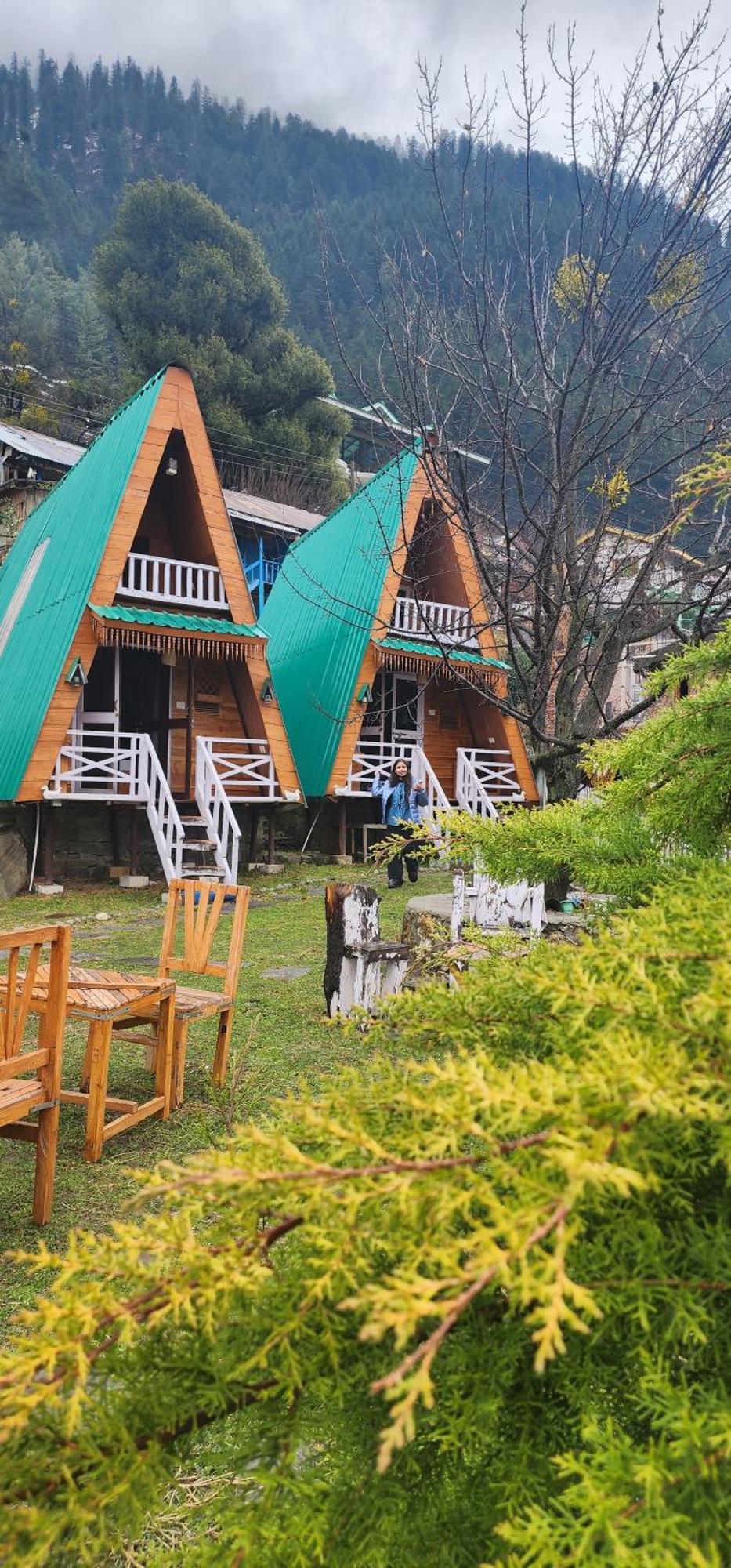 Kaira Huts Chalet *