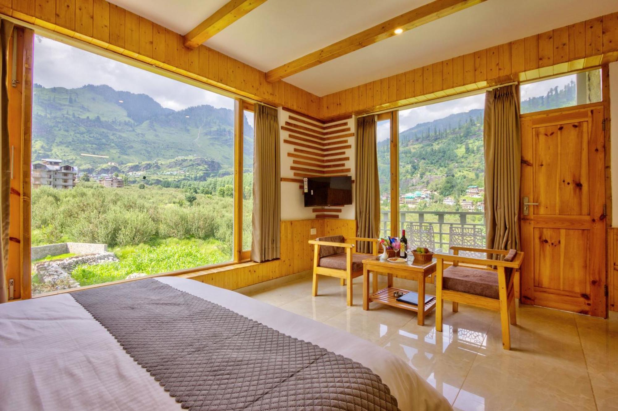 La Aero In Snow Mountains Hotel 4*