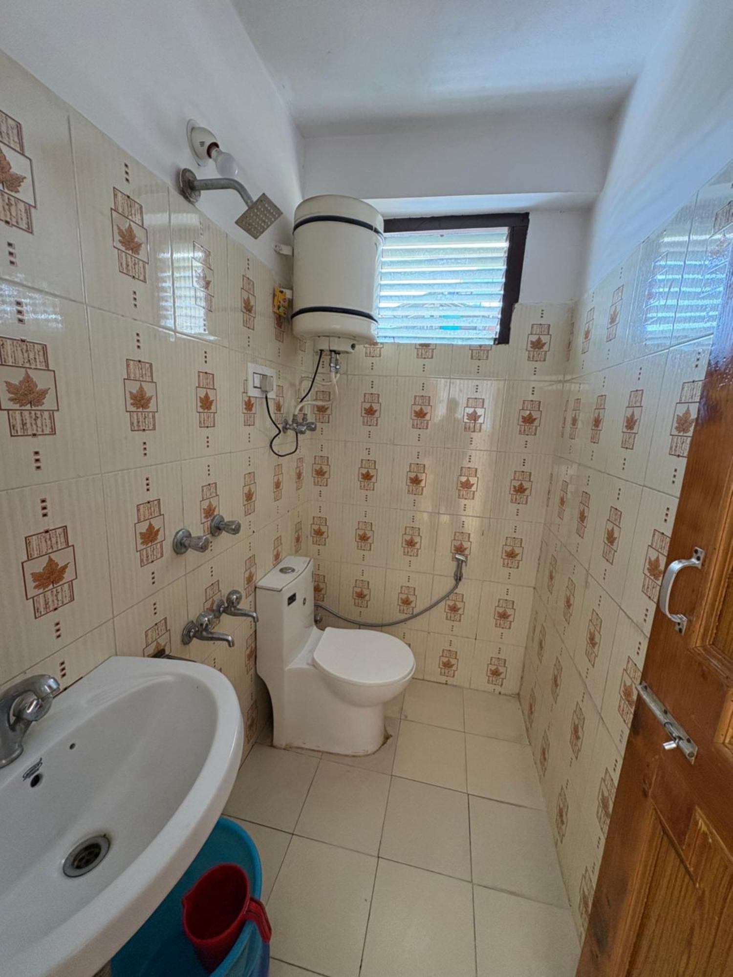 New Suraj - Near Hadimba Devi Temple Guest house Manali (Himachal Pradesh)