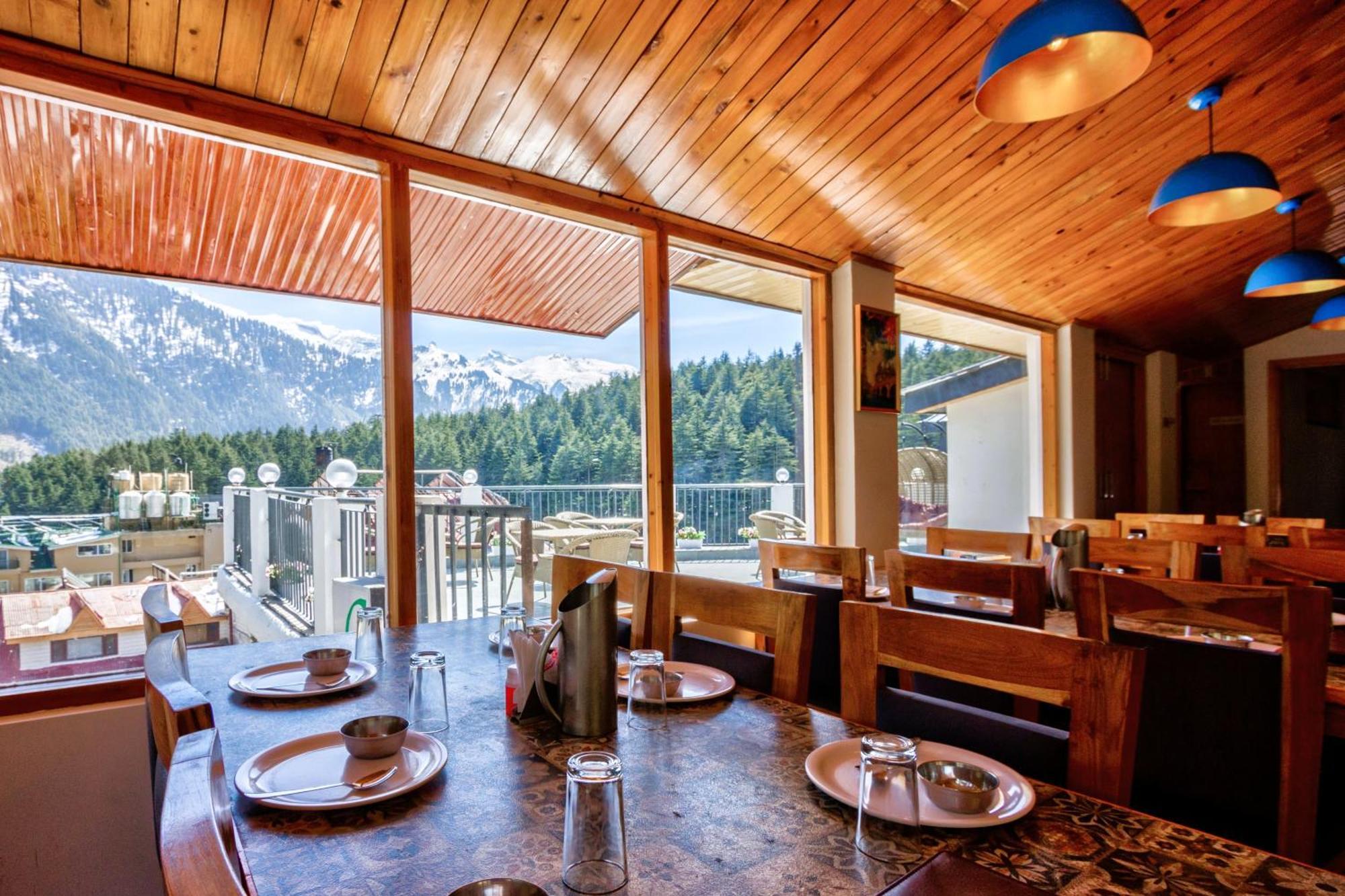 Greenfields Hotel Manali (Himachal Pradesh)