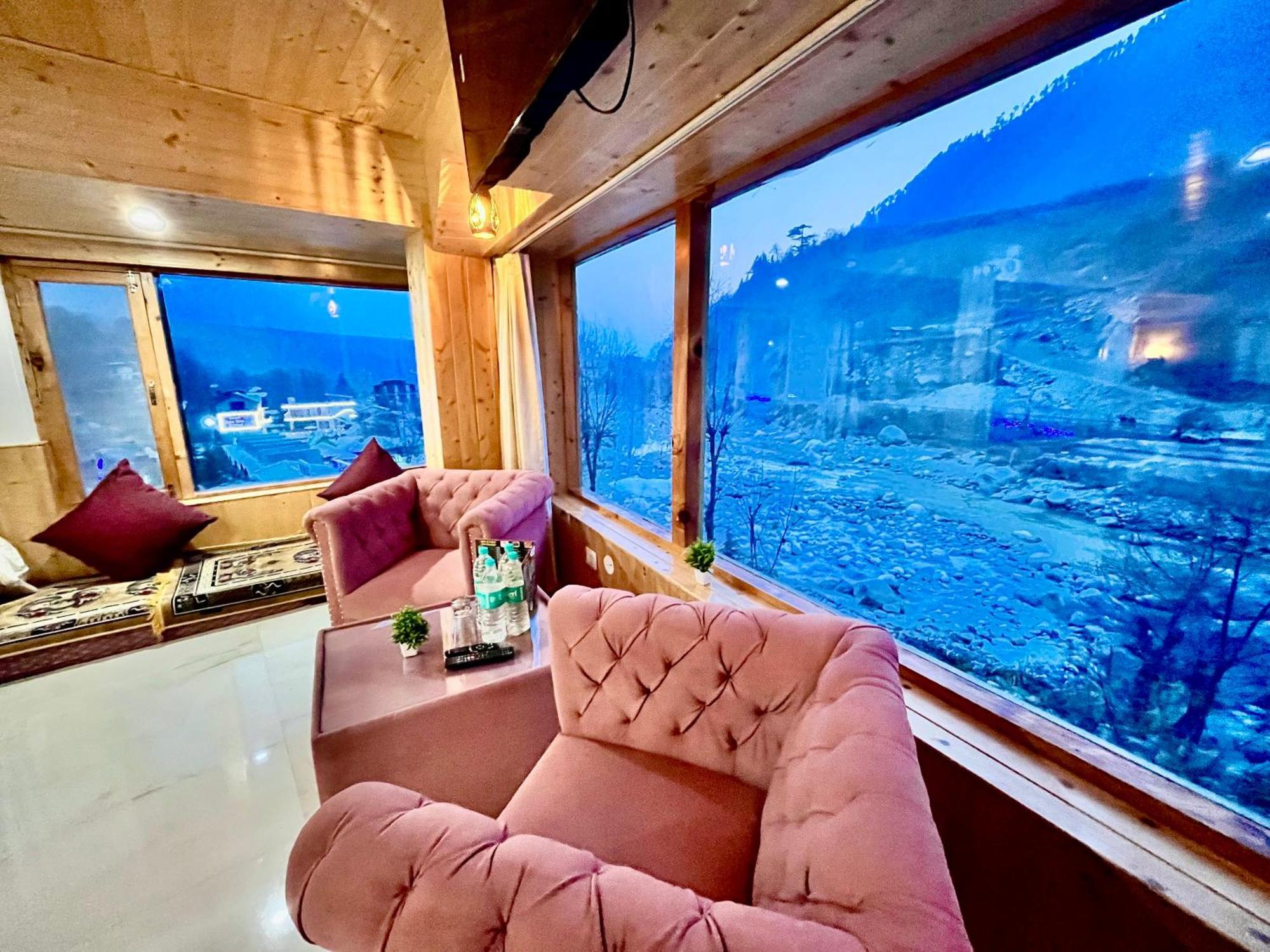 Himalayan Resort, - !!riverside !! Big Garden With Bonfire !! Guest Preferred !! Scenic River & Mountain View !! Big Parking !! Luxury Balcony !! Playing Zone !! Of The Year Hotel Manali (Himachal Pradesh)