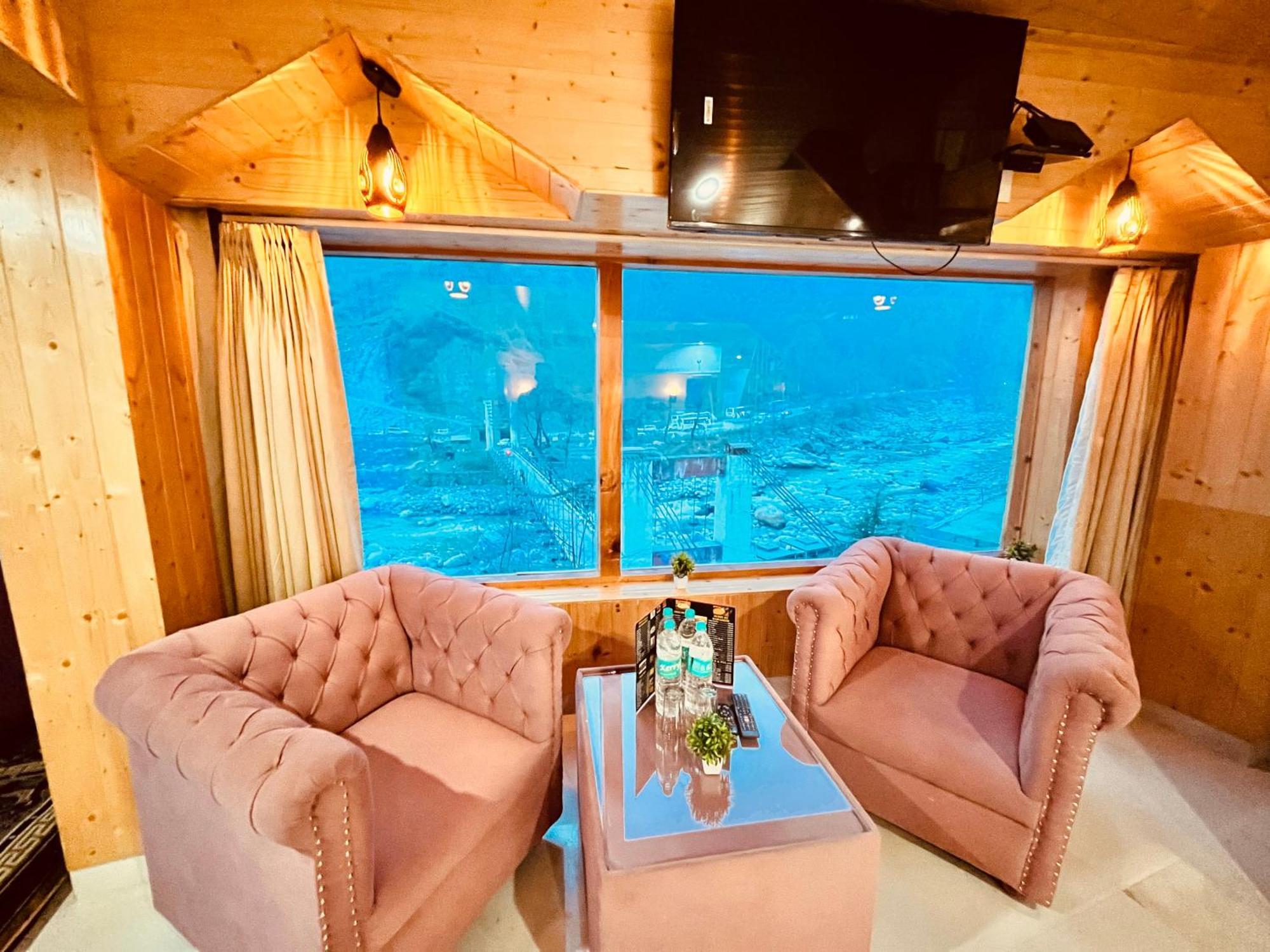 Himalayan Resort, - !!riverside !! Big Garden With Bonfire !! Guest Preferred !! Scenic River & Mountain View !! Big Parking !! Luxury Balcony !! Playing Zone !! Of The Year 4* Manali (Himachal Pradesh)