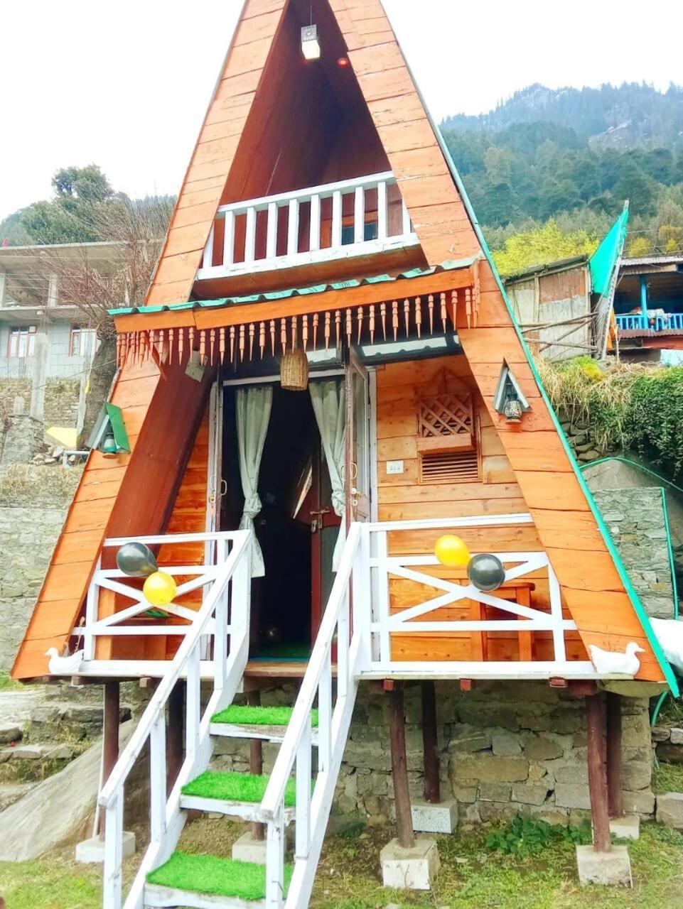 Kaira Huts *