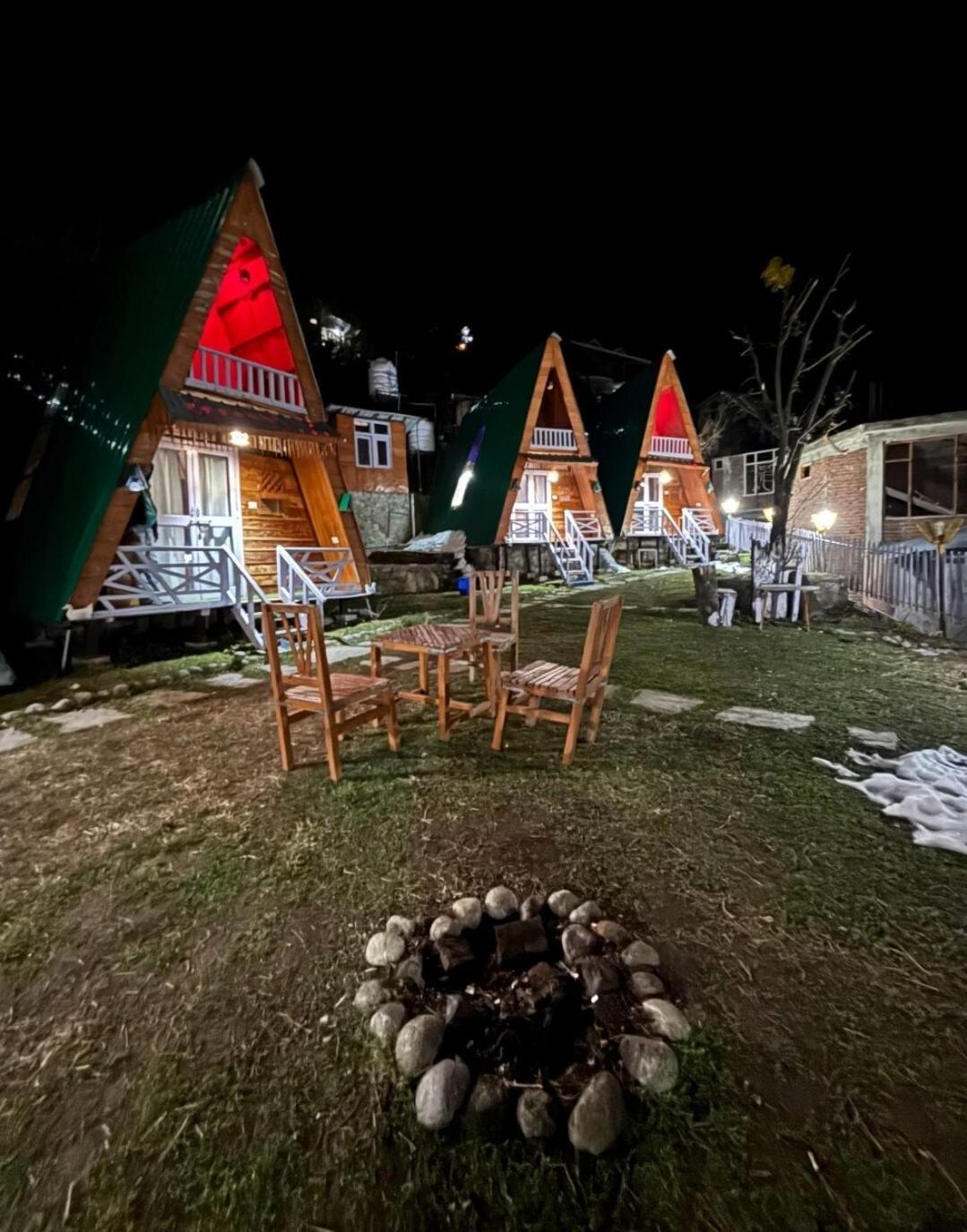 Chalet Kaira Huts