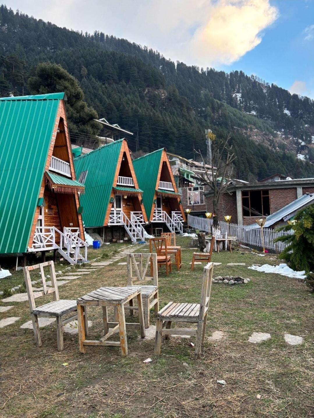 Kaira Huts Chalet Manali (Himachal Pradesh)