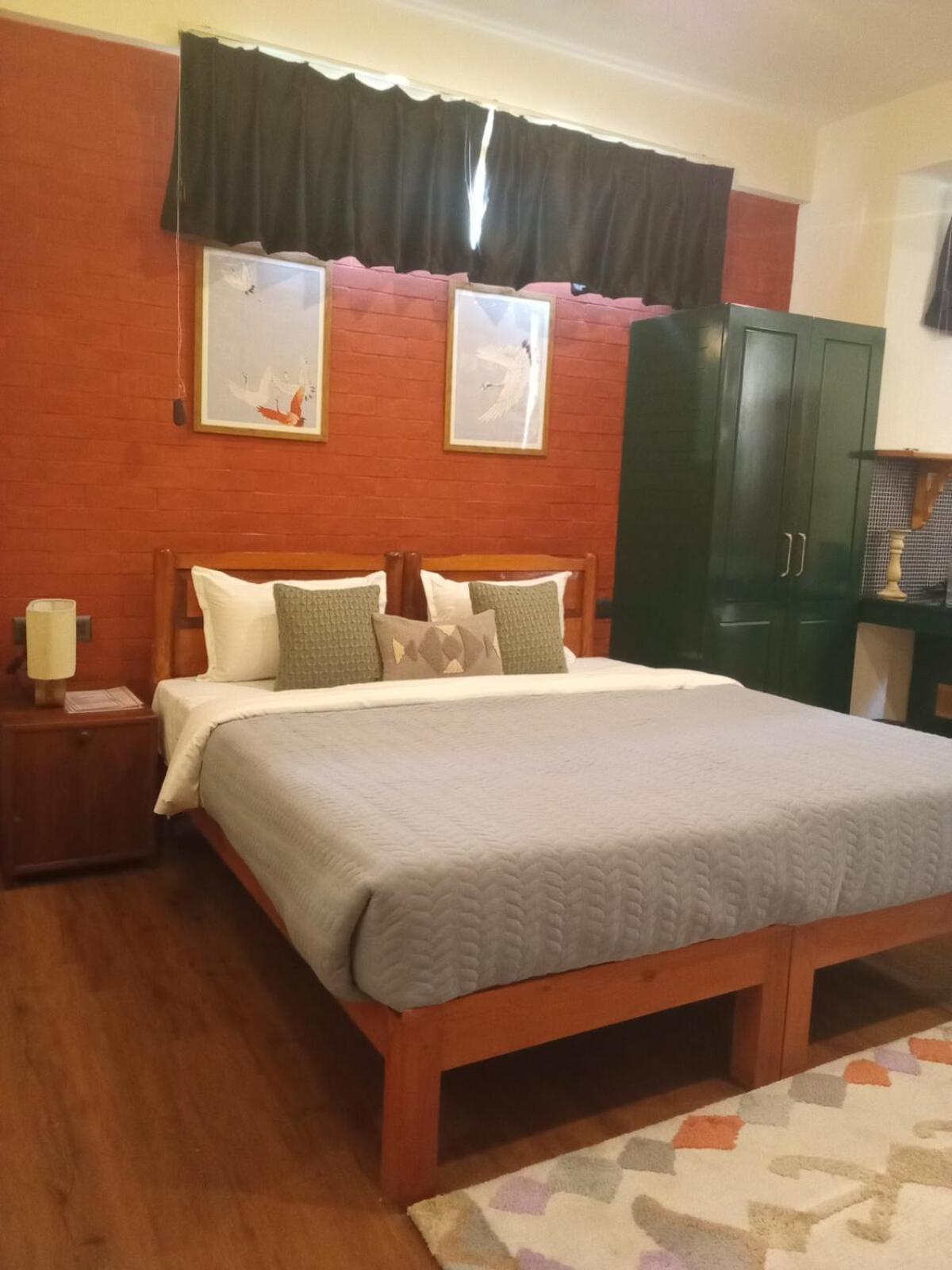 Johnson Apartment